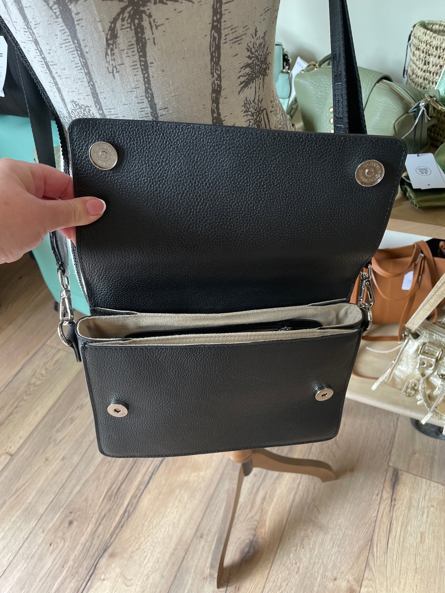 Sac bandoulière M Altesse en cuir noir Étrier