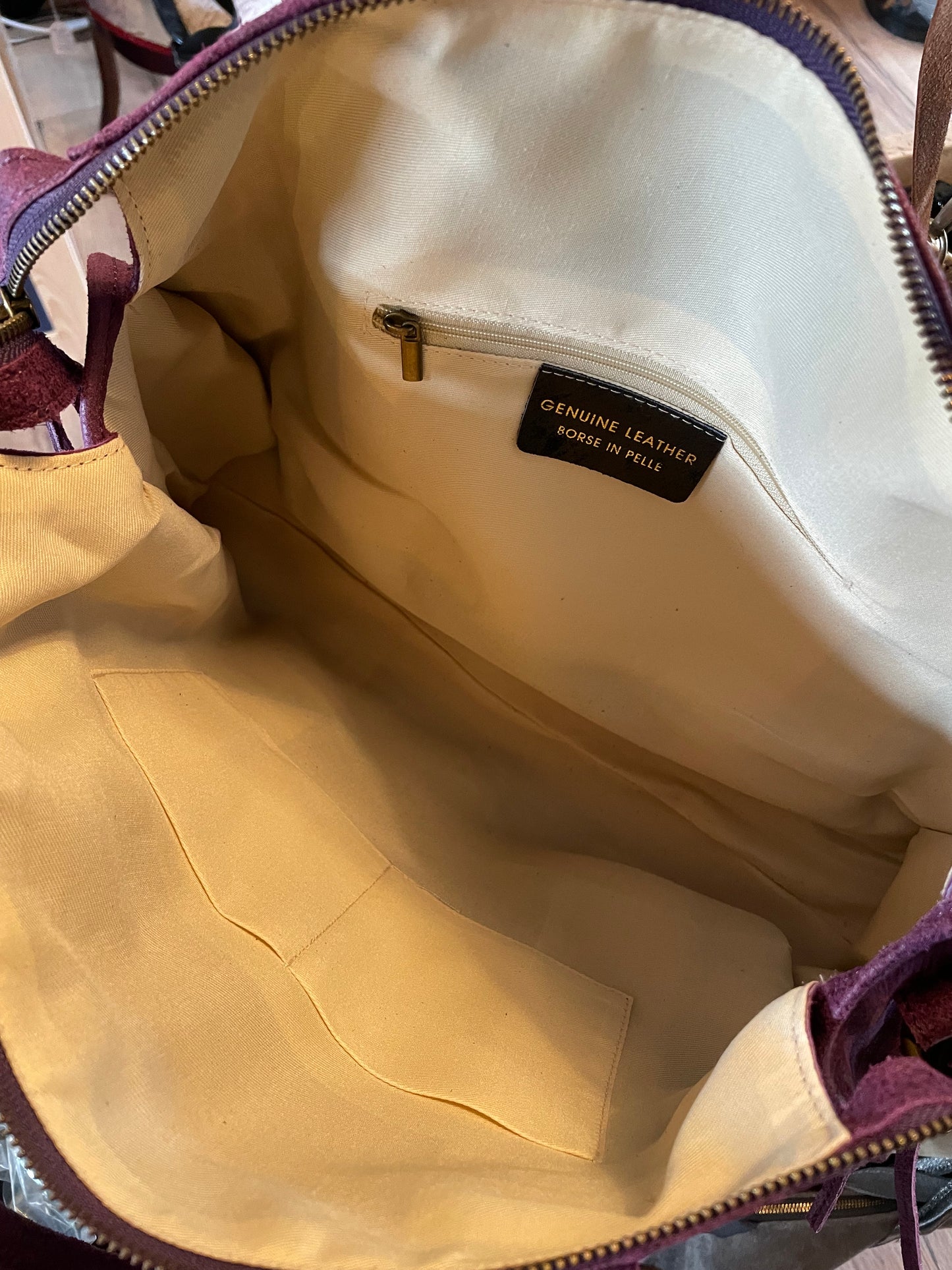 Sac Amandine violet mat grand format