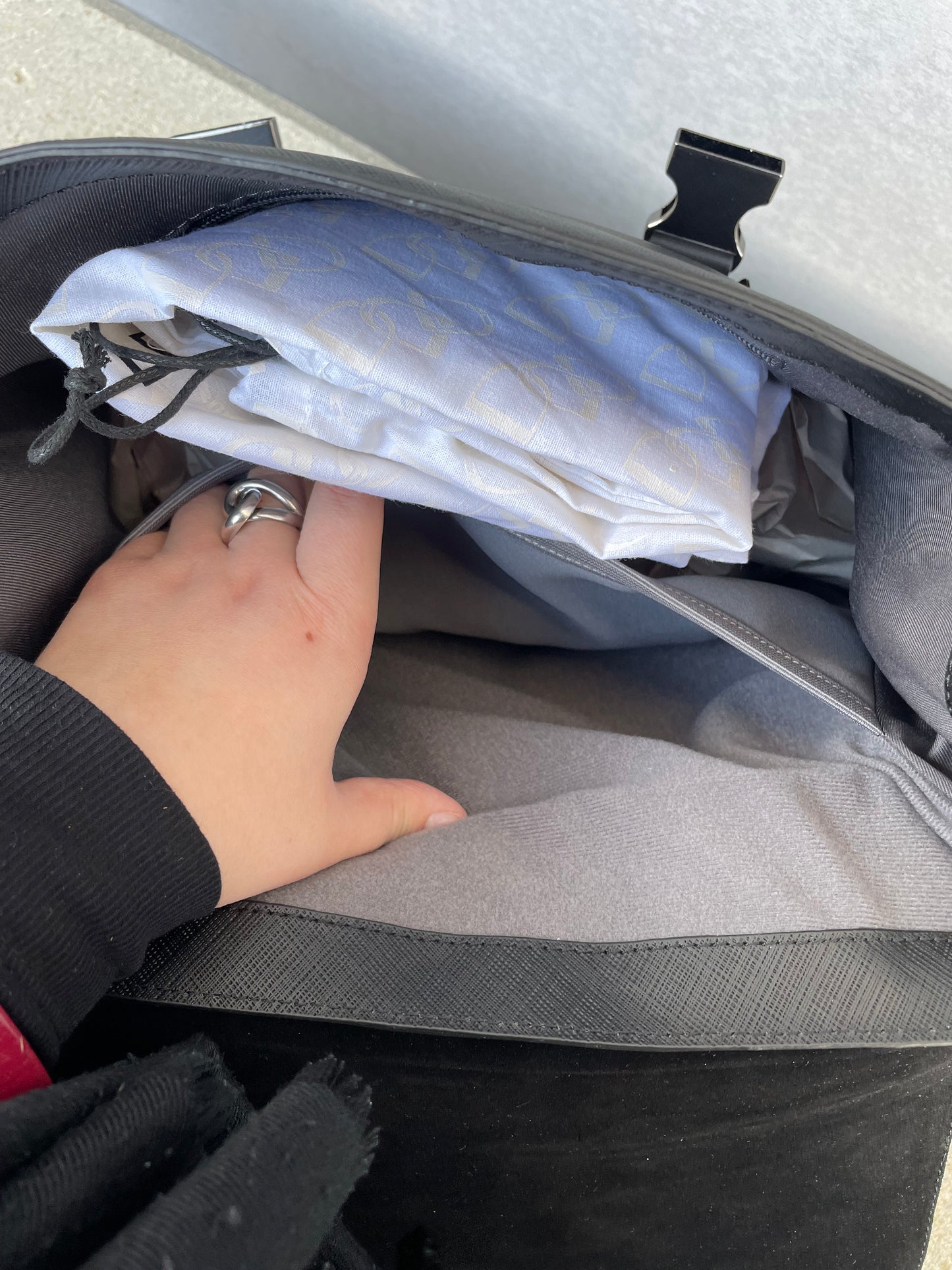 Sac à dos business en cuir ligne Flèche 1 compartiment PC 15’´- Etrier