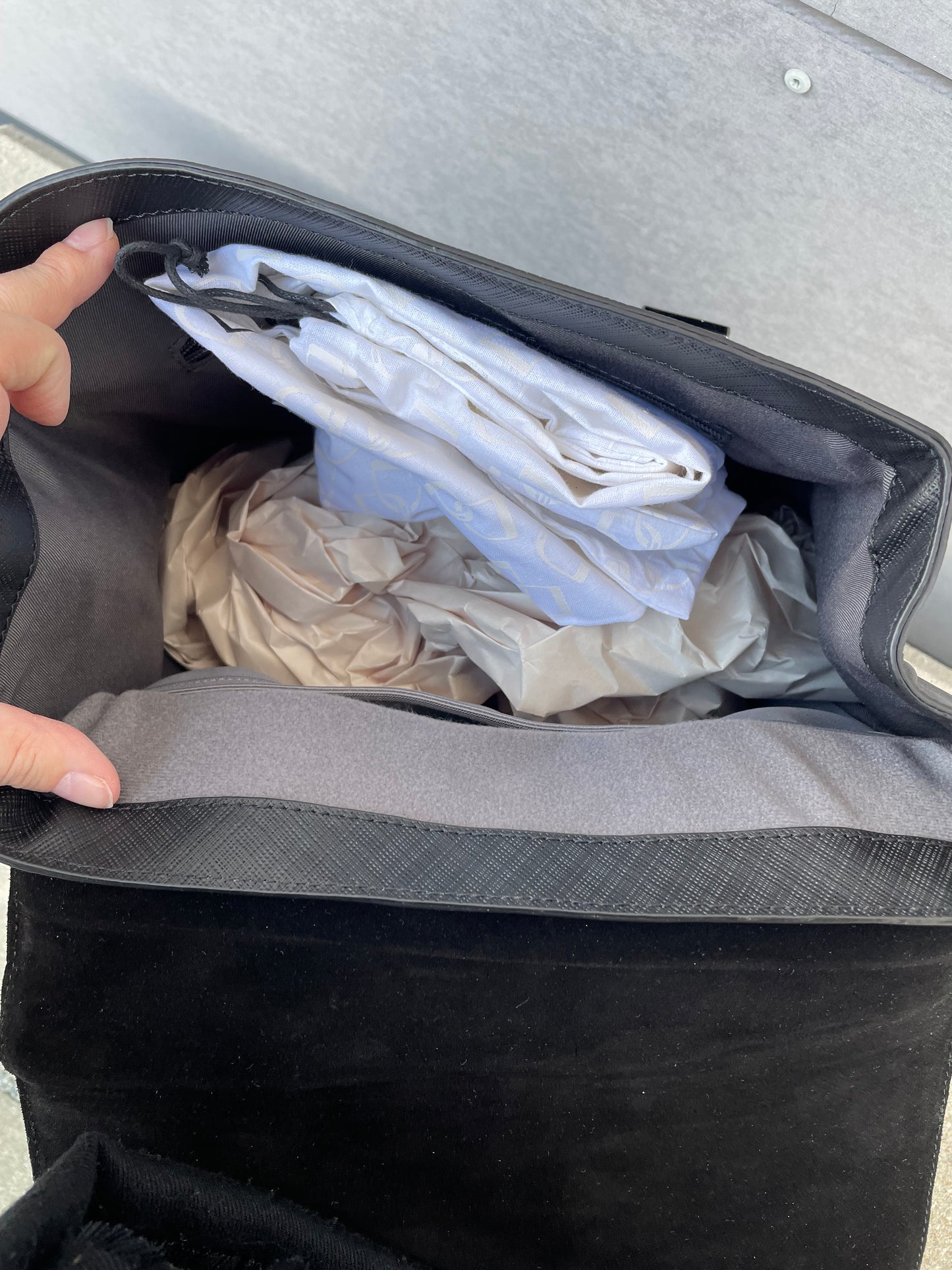 Sac à dos business en cuir ligne Flèche 1 compartiment PC 15’´- Etrier