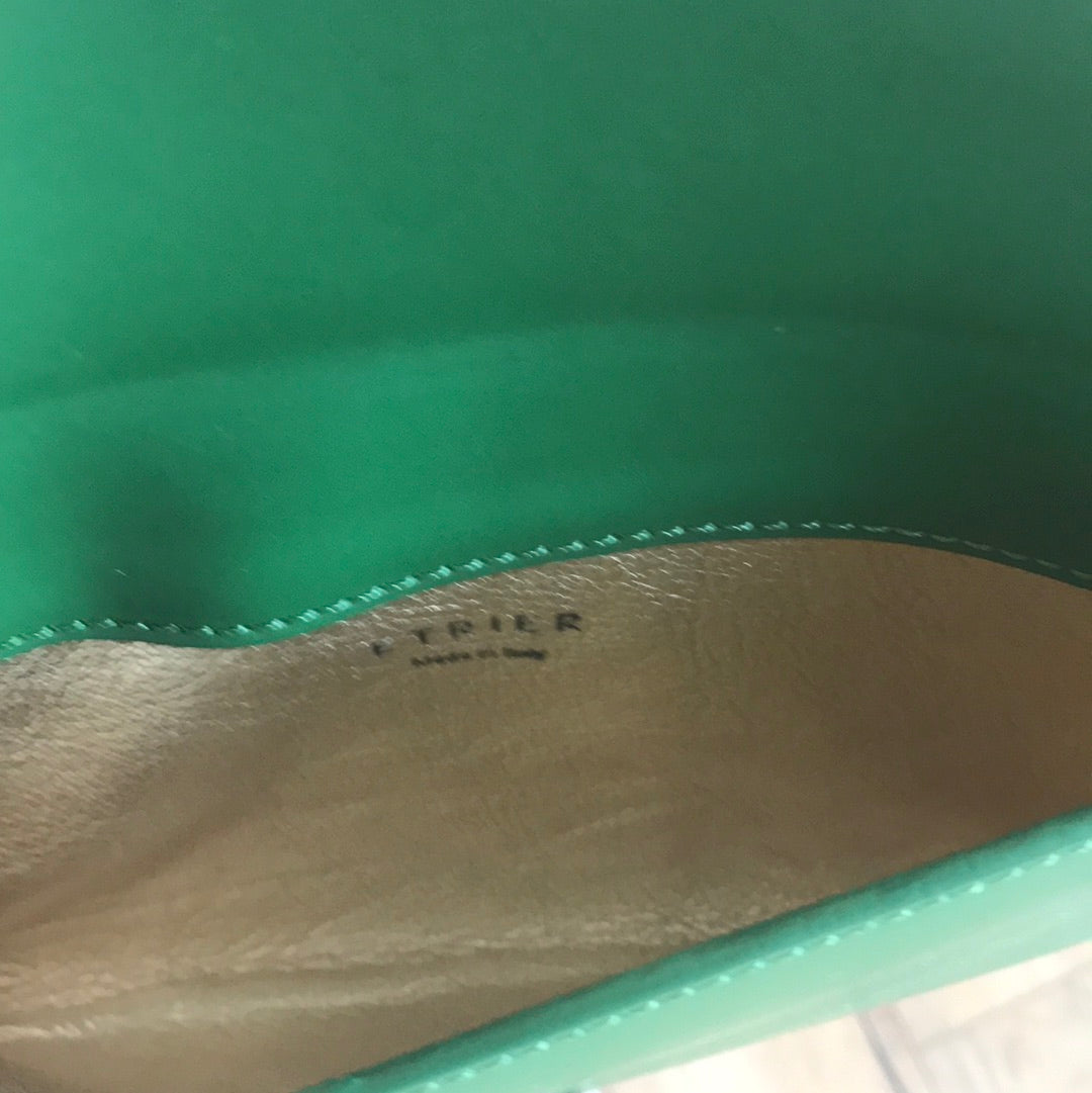 Pochette, sac de soirée en cuir coloris vert prairie ÉTRIER