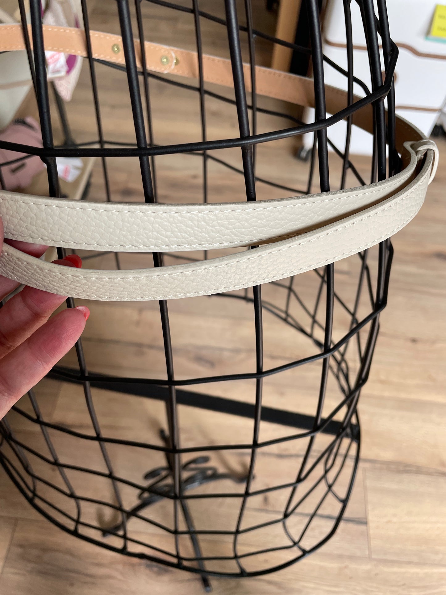 Ceinture Hanna en cuir coloris beige clair (écru)
