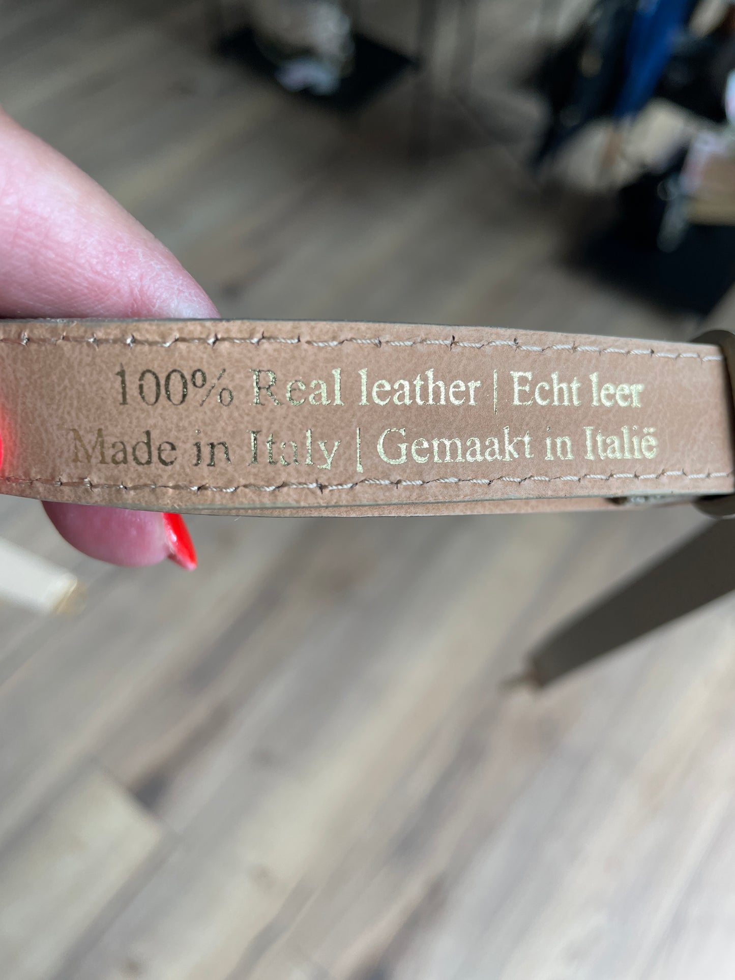 Ceinture Hanna en cuir grainé coloris taupe