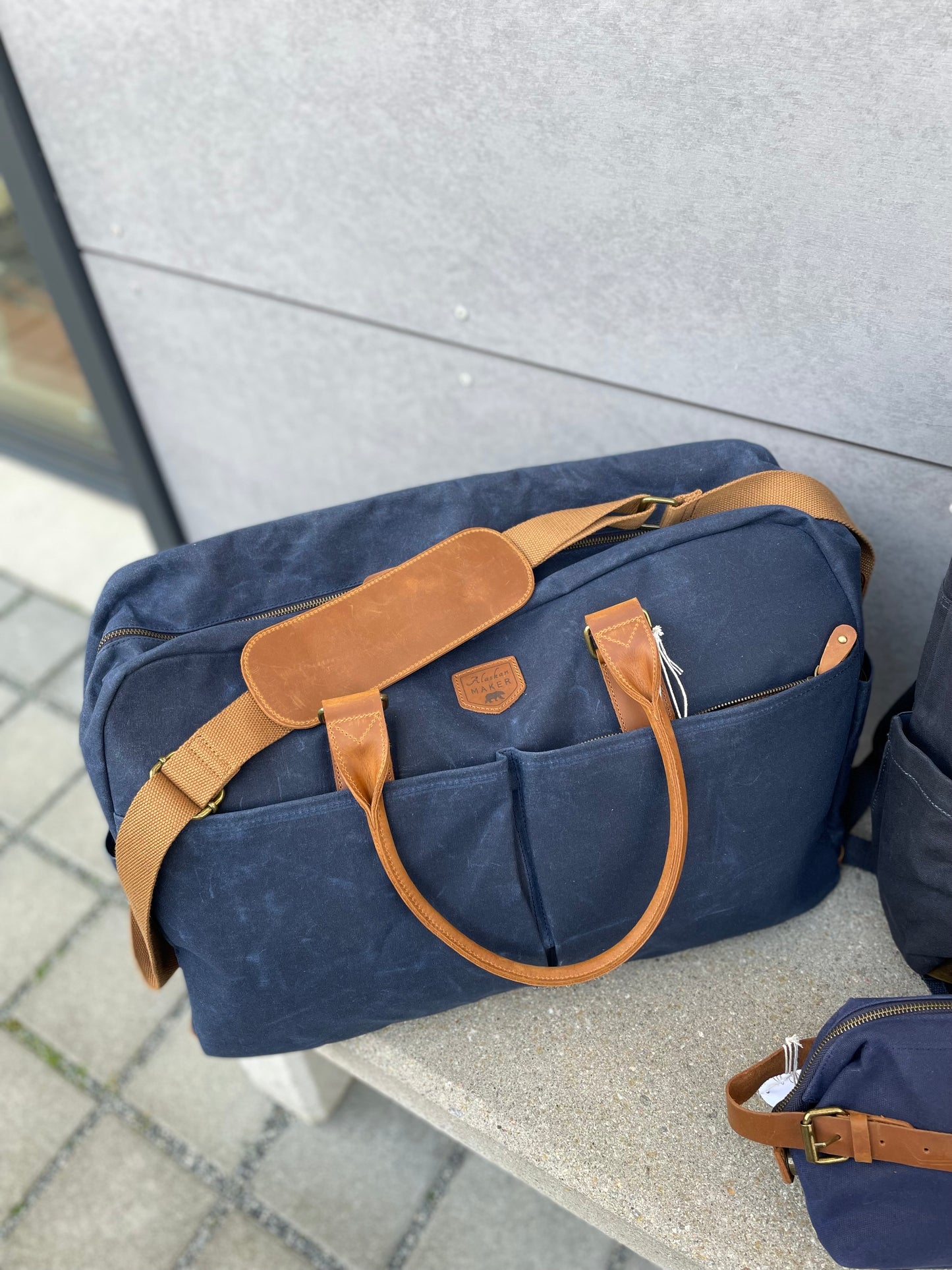 Sac de voyage bleu en toile waxée et cuir - Alaskan Maker