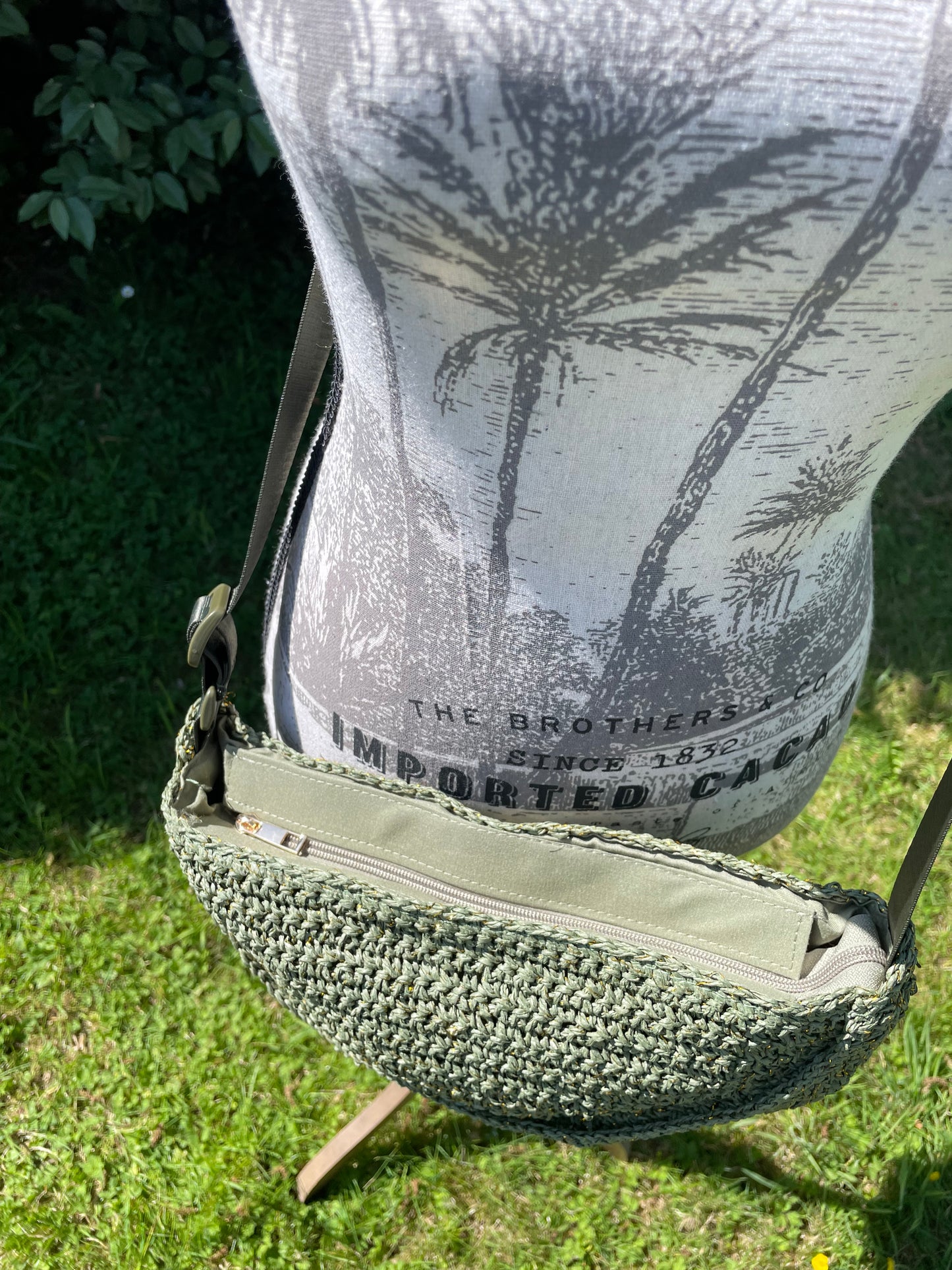 Banane demi lune tressée ROMY coloris Olive