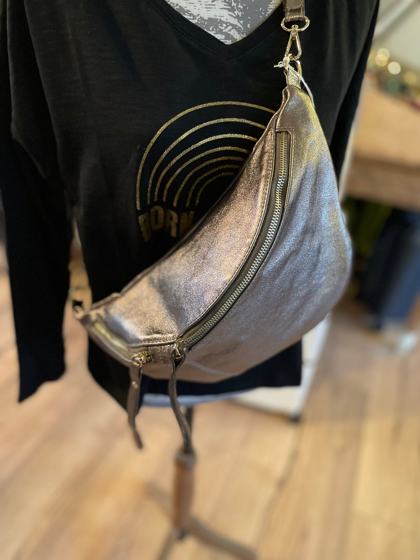 Banane XXL en cuir irisé Bronze