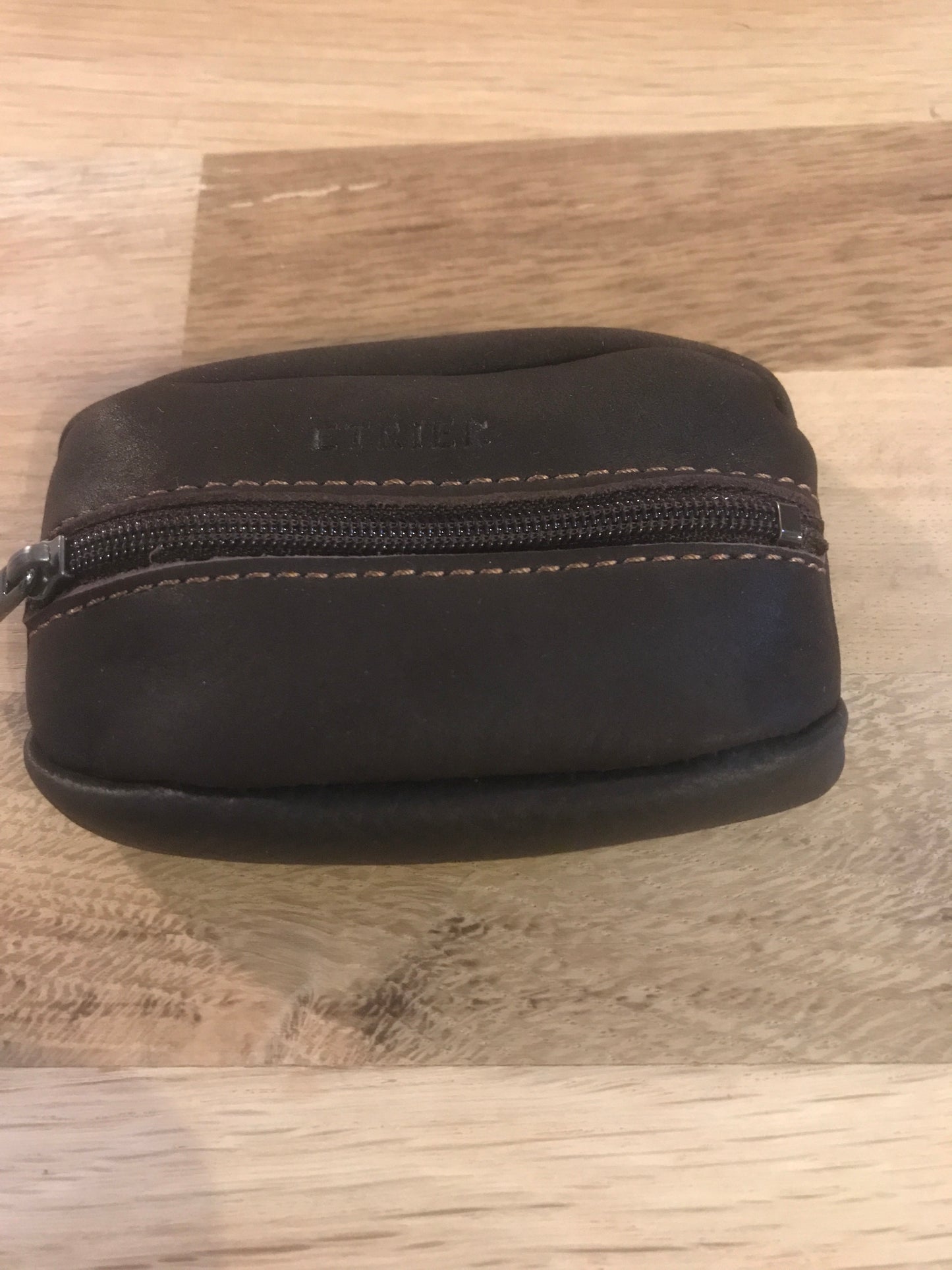 Porte-monnaie en cuir marron foncé ligne Oil- Étrier