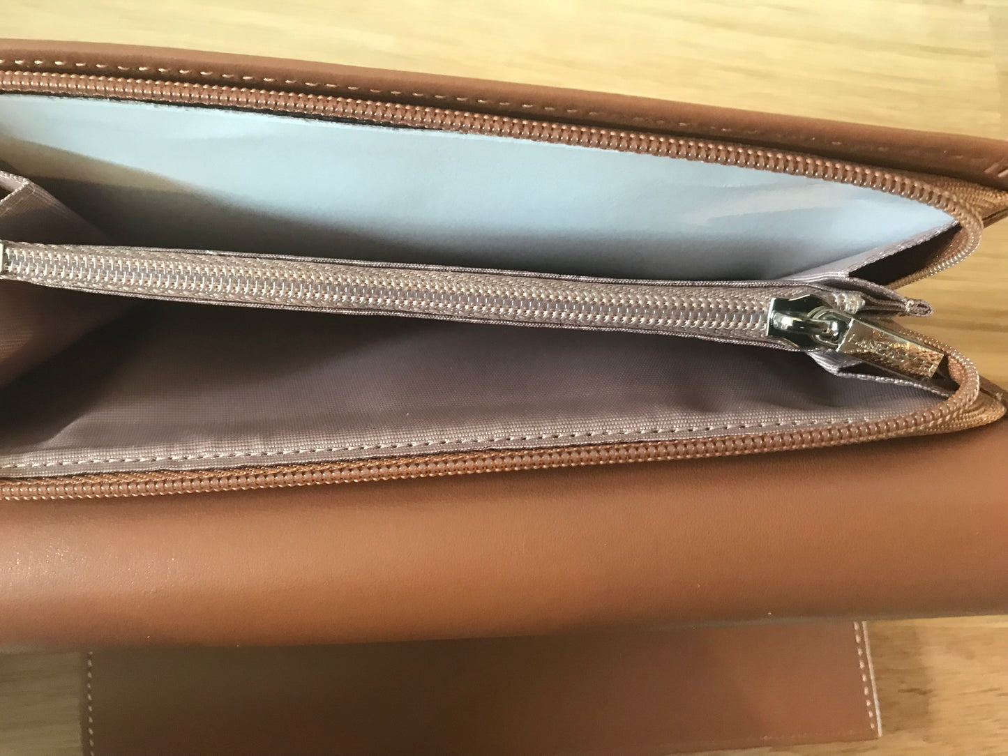 Portefeuille Compagnon en cuir lisse - ligne Paris PM- LANCASTER camel