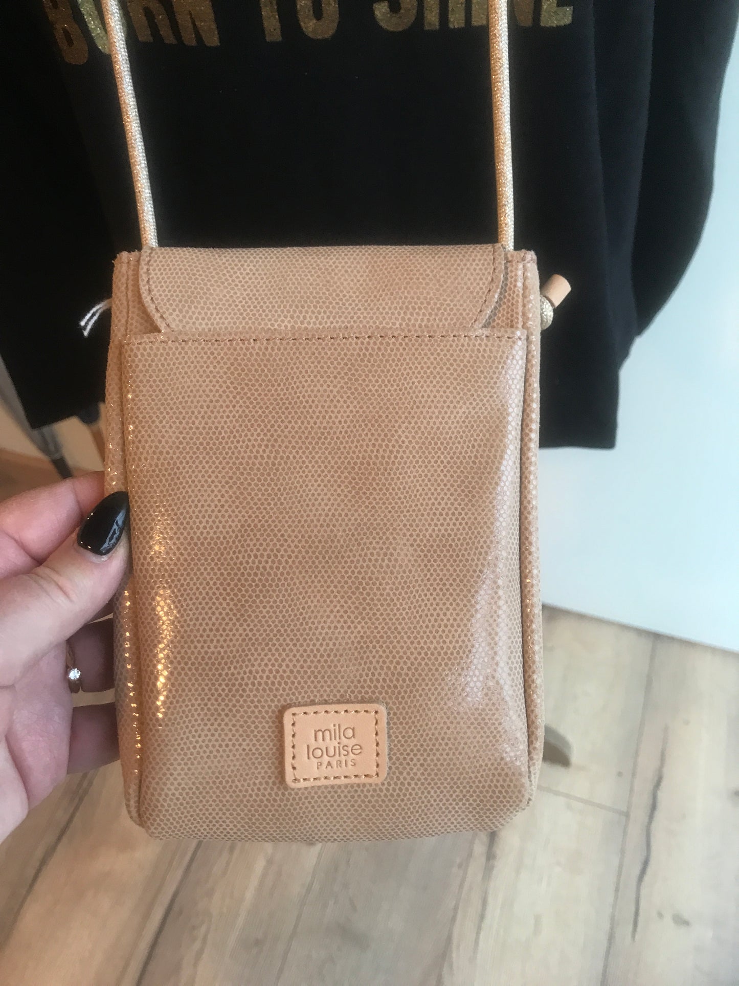 Pochette téléphone en cuir rose - Roel Ba - Mila Louise