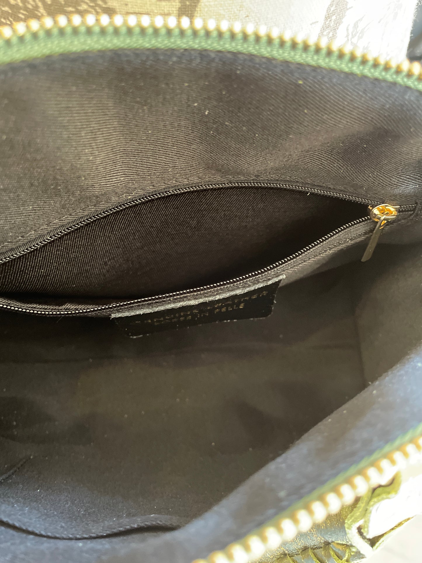 Sac Amandine mini en cuir irisé - vert olive