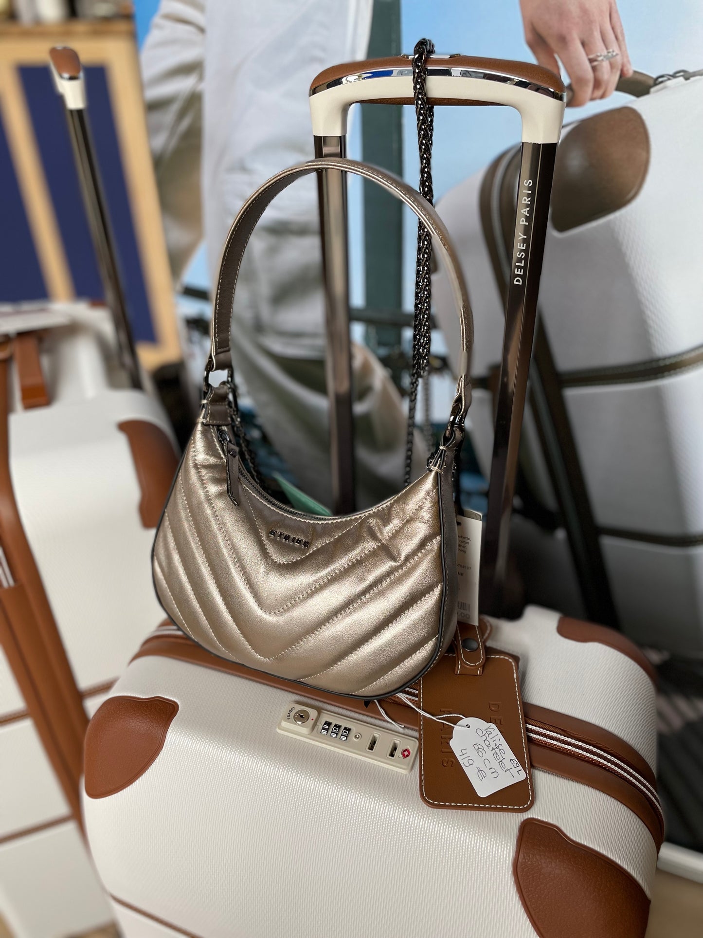 Sac bandoulière Rafale Demi-lune en cuir coloris platine ÉTRIER