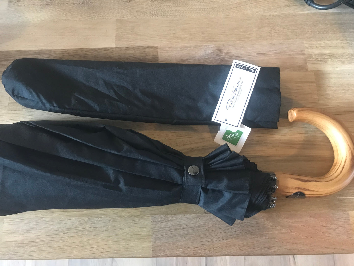 Parapluie pliant automatique noir poignée bois Pierre Vaux