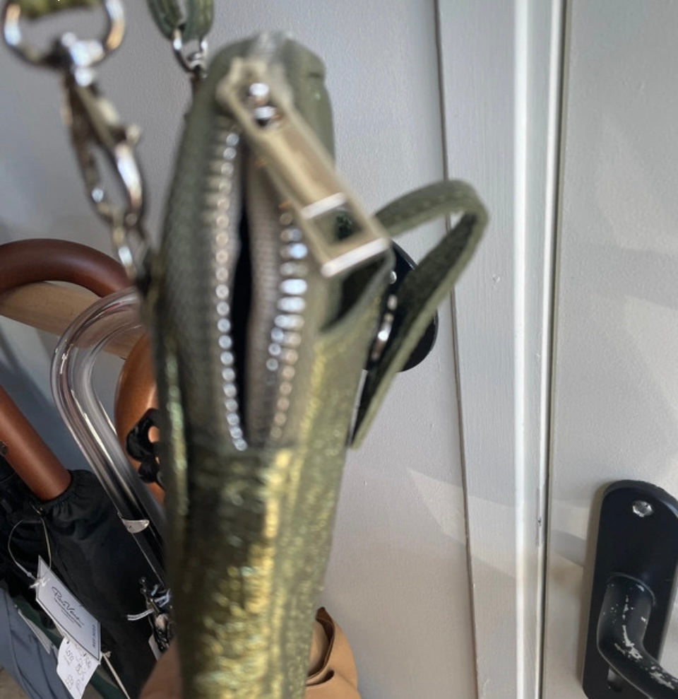 Porte téléphone en cuir irisé vert kaki