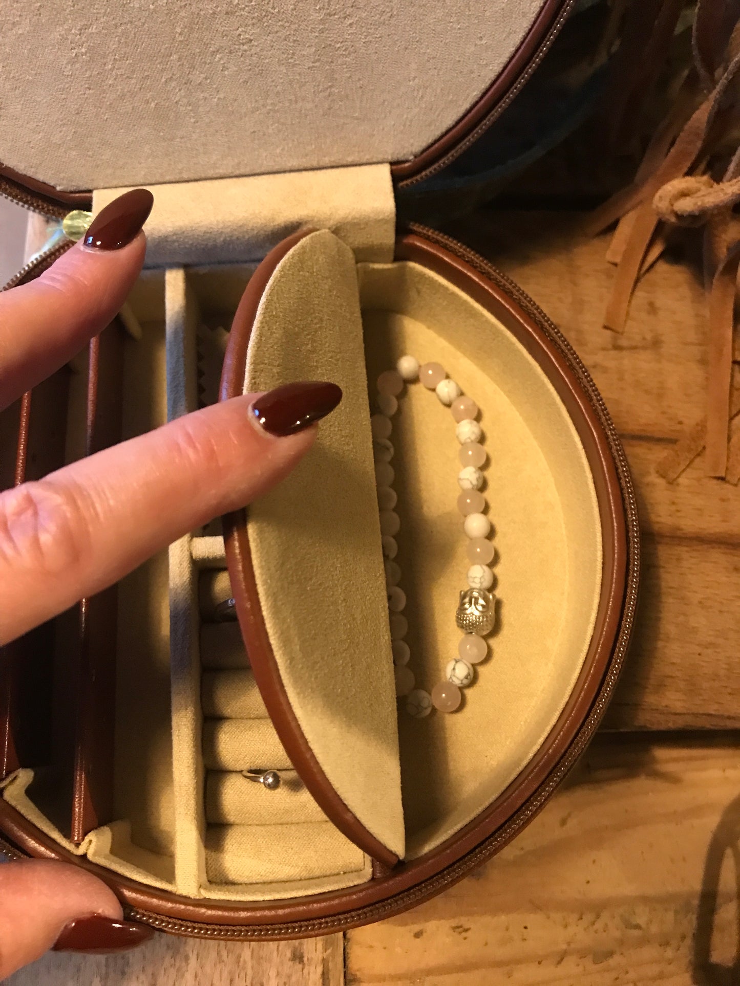 Coffret à bijoux en cuir brun