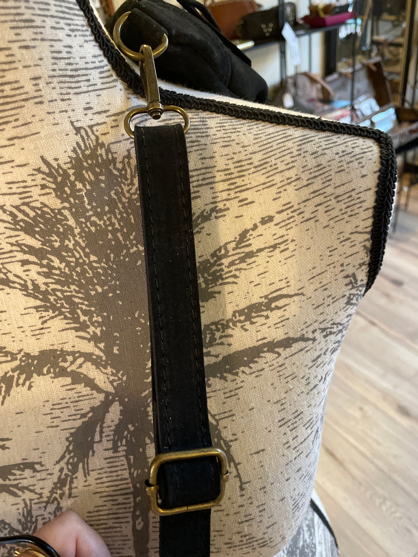 Banane Alda en daim noir