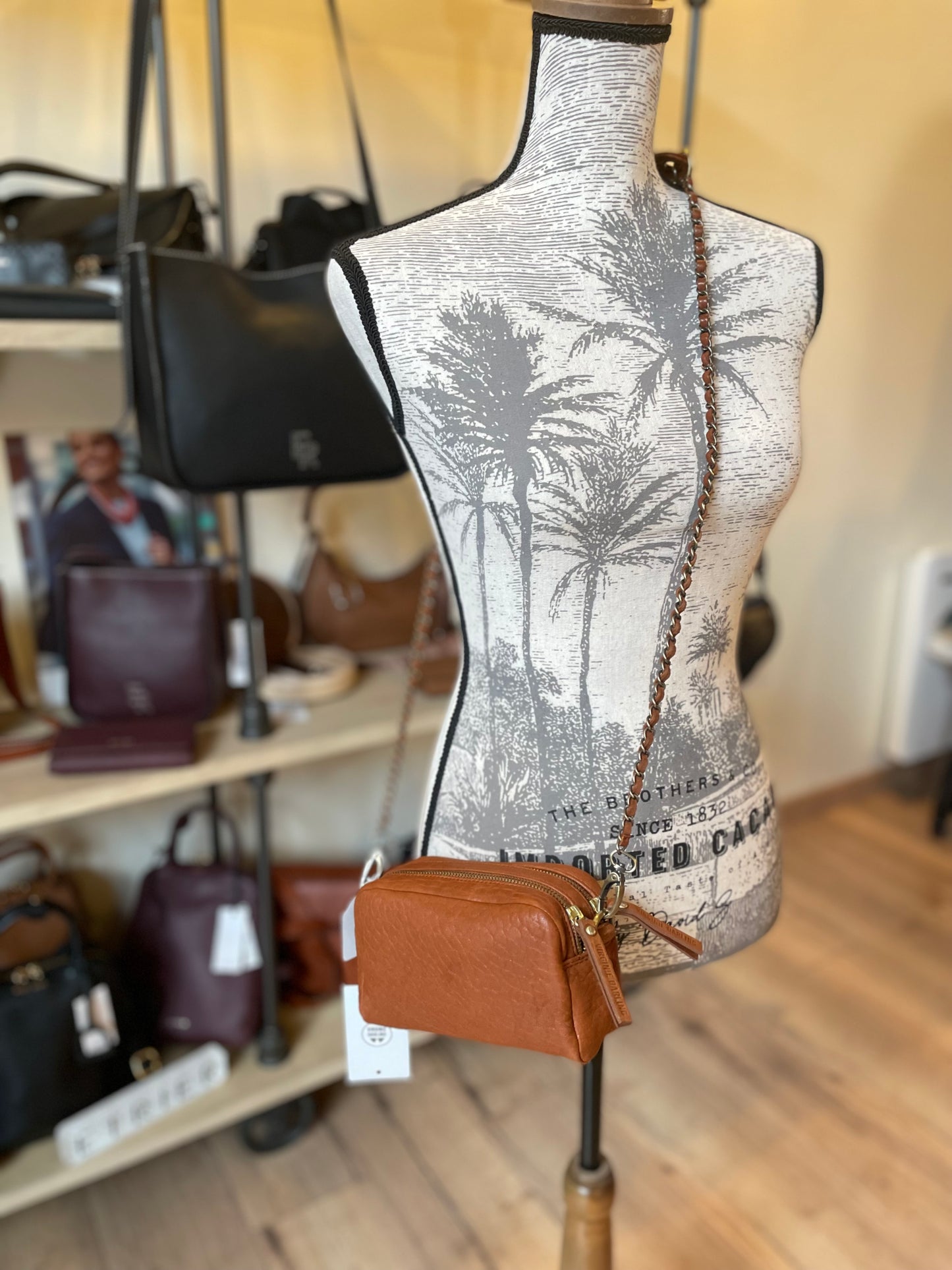 Sac Make-Me-Up Mini cognac - Virginie Darling