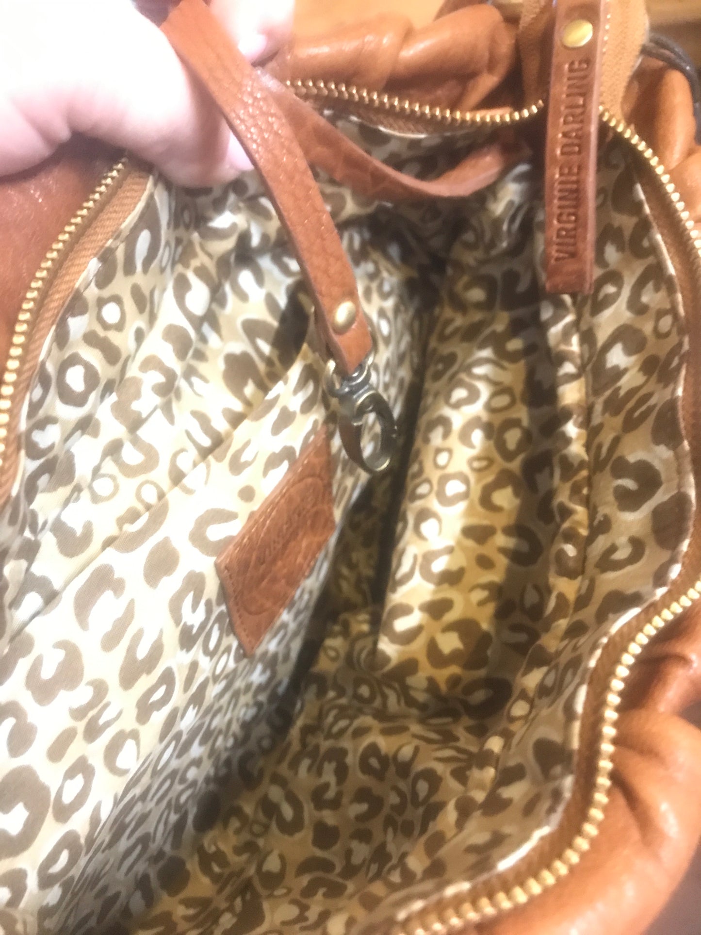 Sac Maxi Pouch Regina Cognac - VIRGINIE DARLING