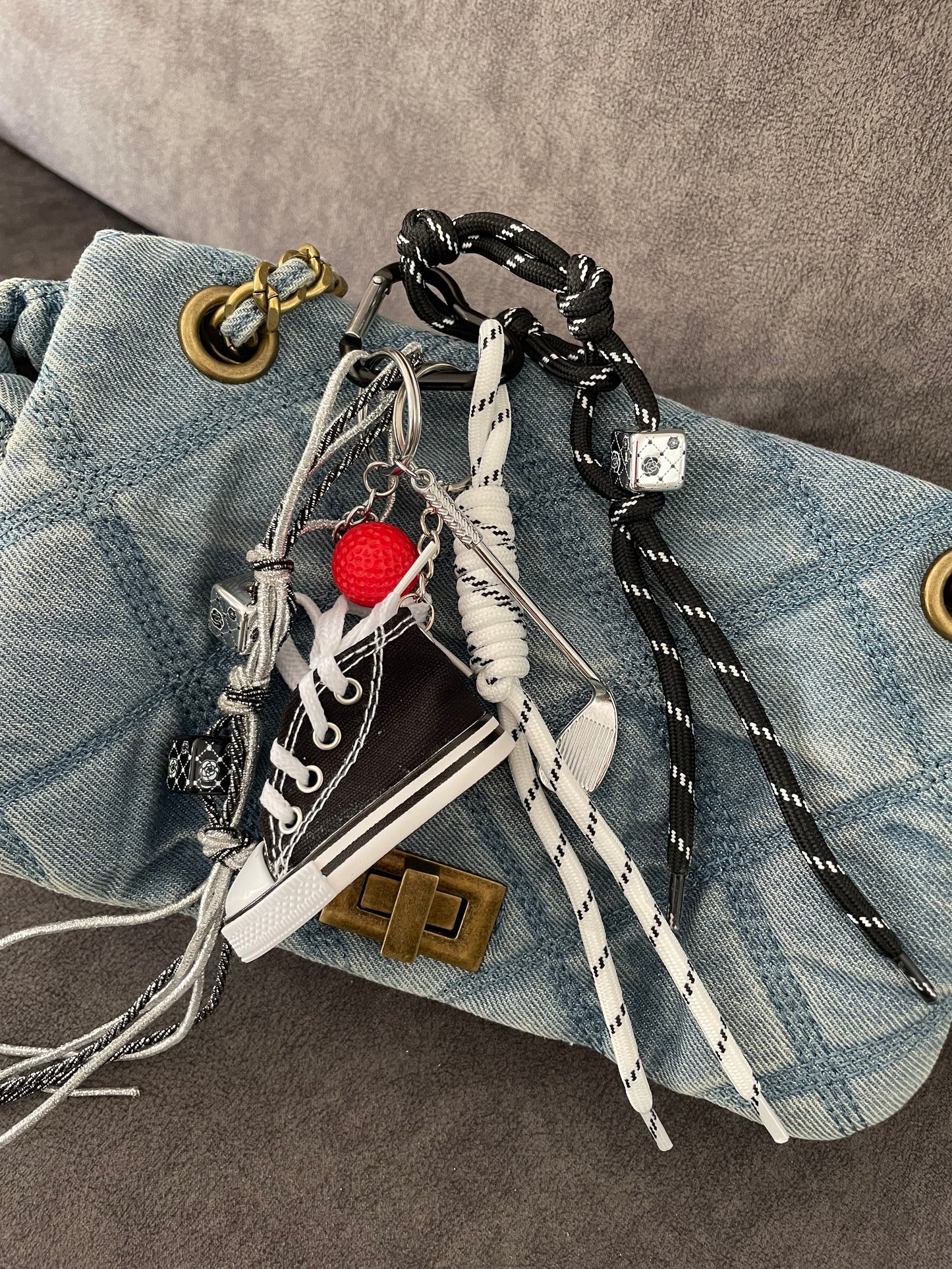 Bijou de sac - Converse noire