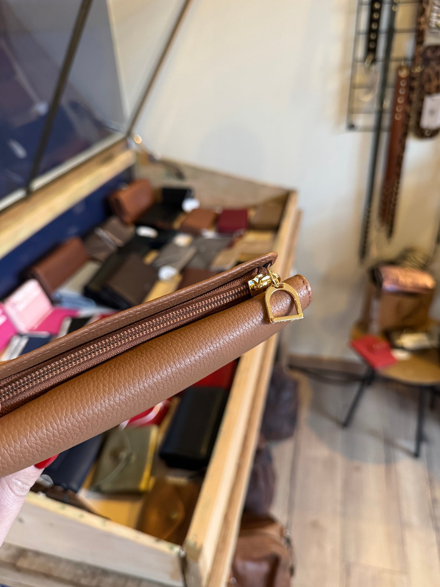 Portefeuille en cuir ÉTRIER de la ligne Tradition camel