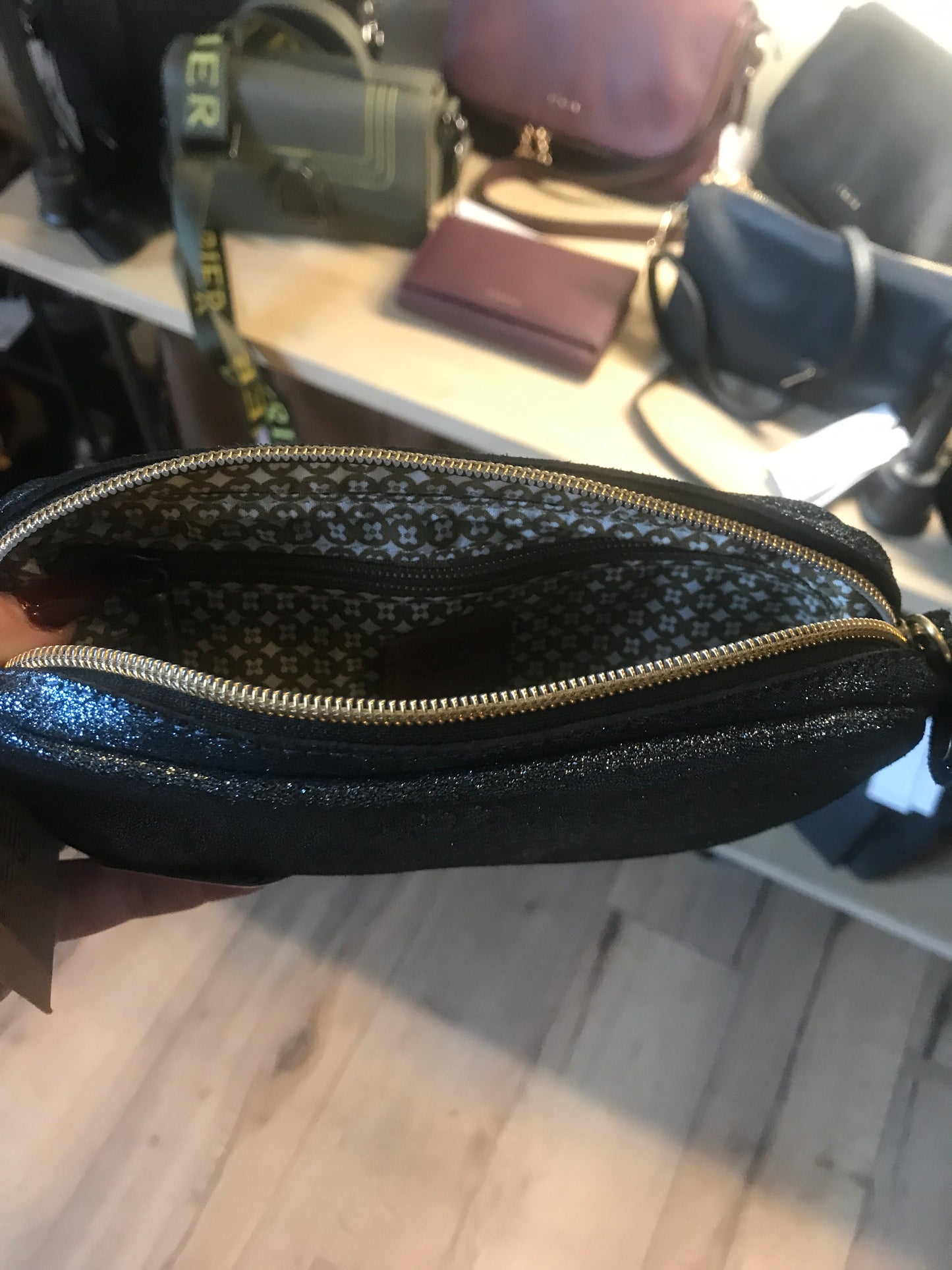 Pochette Trott X Opulence Bleu irisé - Mila Louise