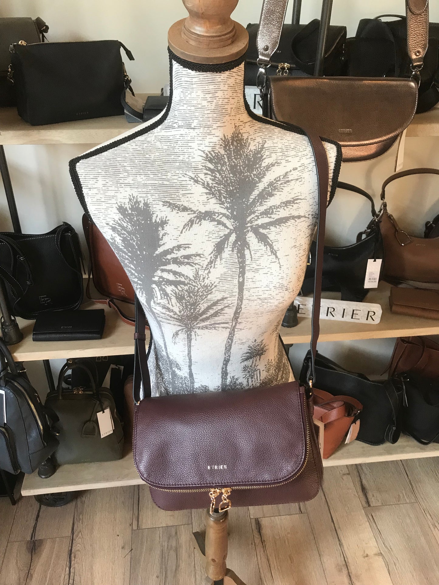 Sac bandoulière M Tradition cuir Prune (Étrier)