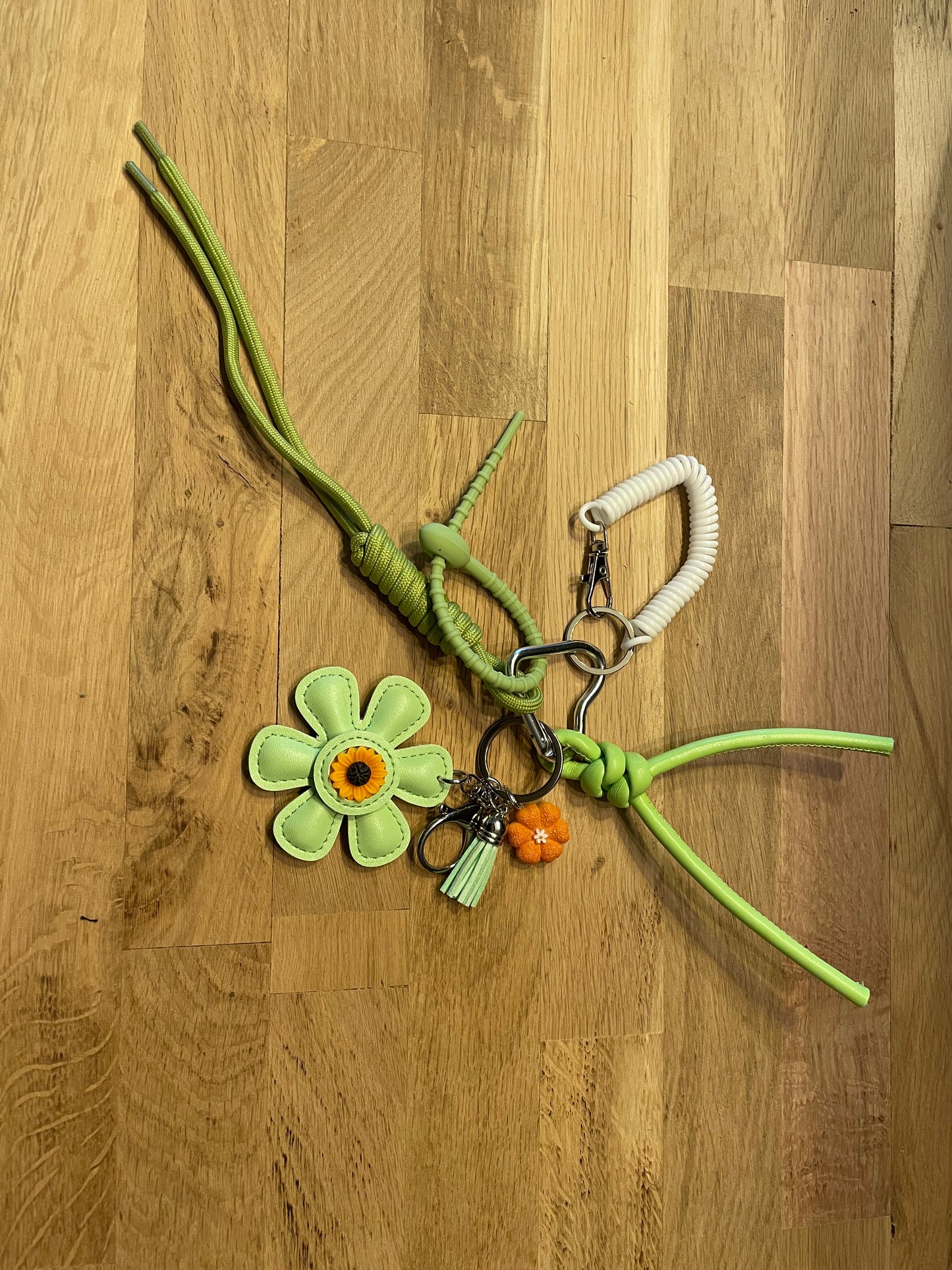 Bijou de sac Fleur verte