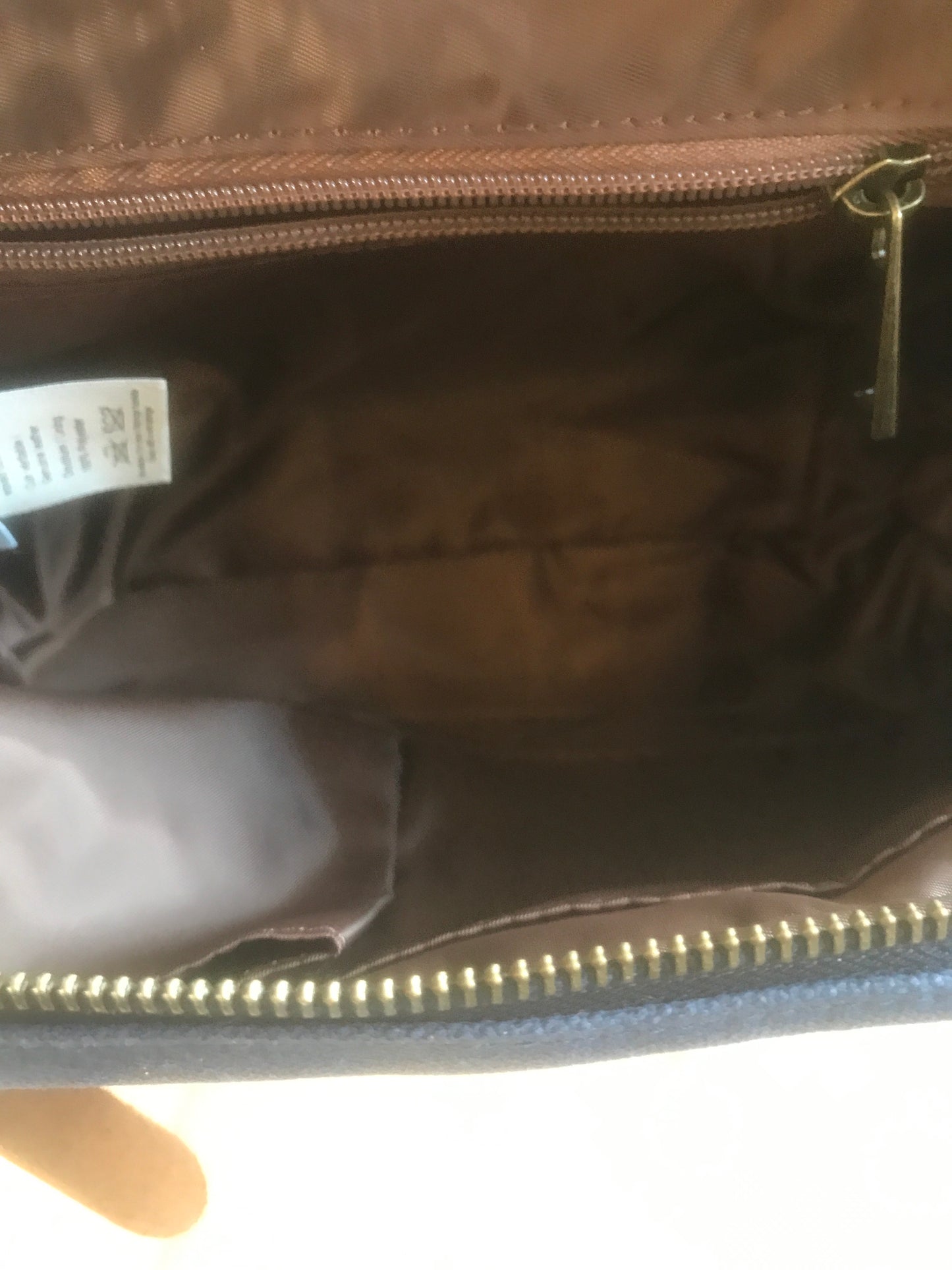 Trousse de toilette bleu marine pour les baroudeurs en toile waxée et cuir - Alaskan Maker