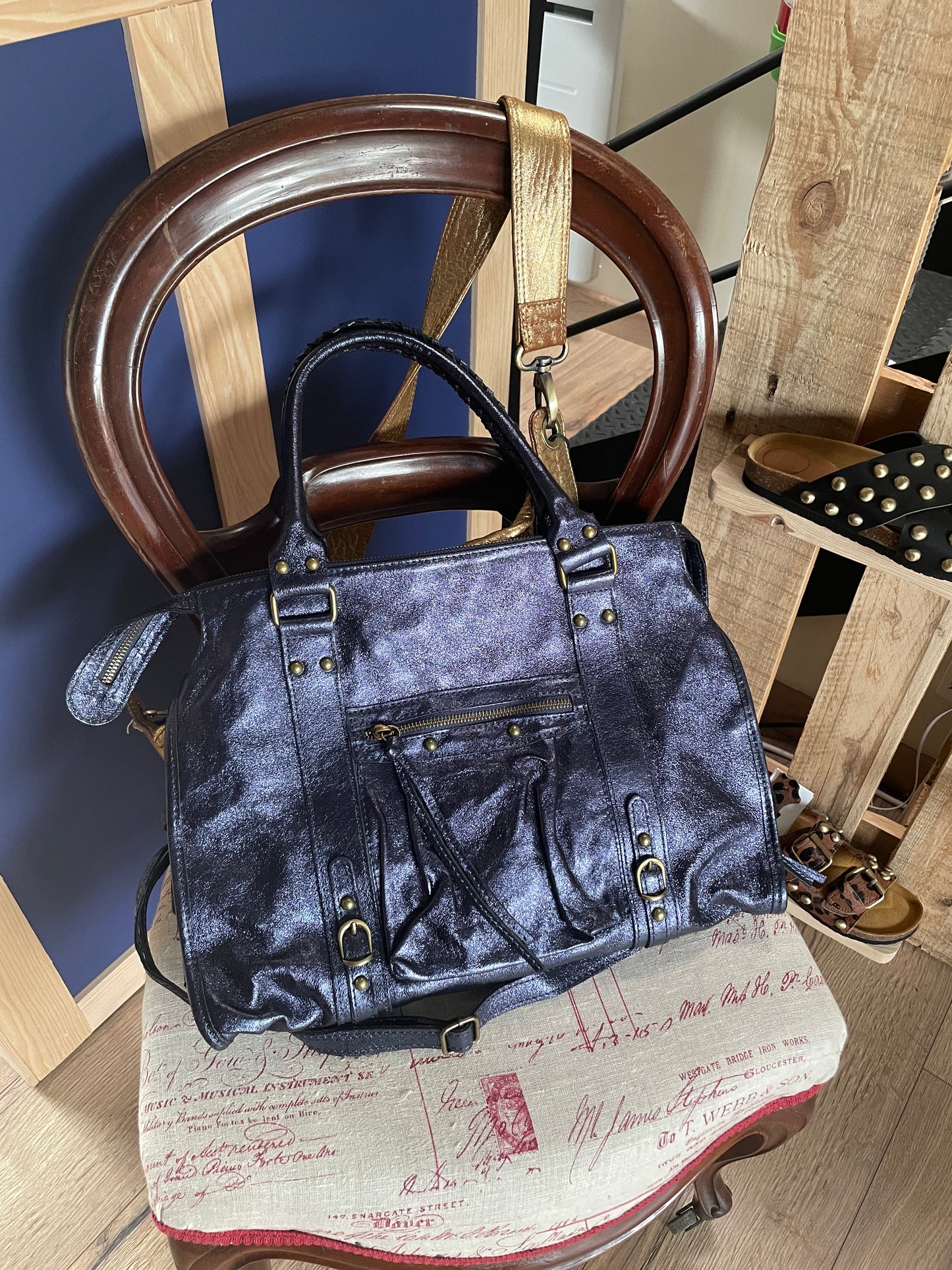 Sac Amandine bleu marine irisé grand format