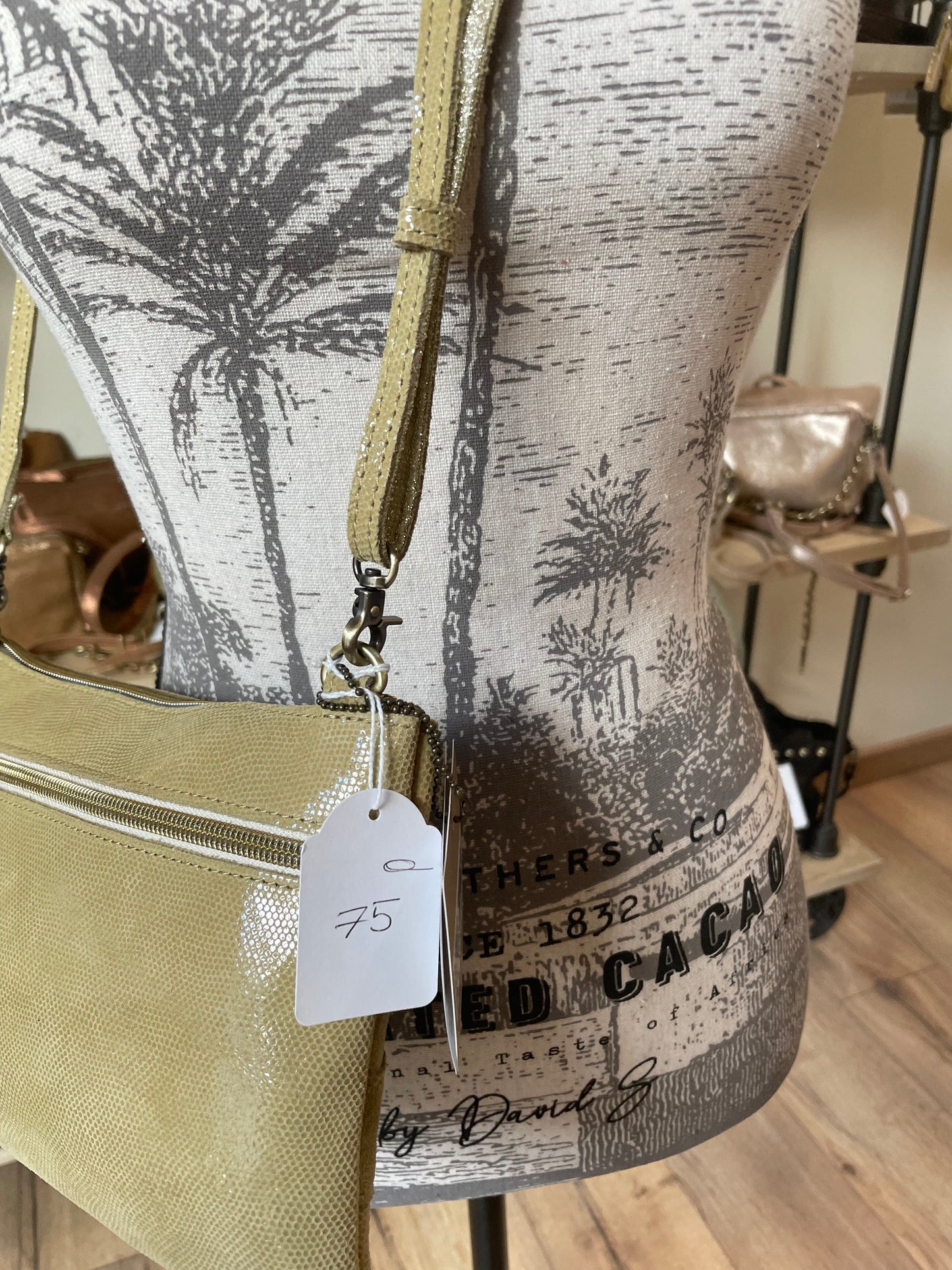 Pochette zippée en cuir MILA LOUISE coloris Gold