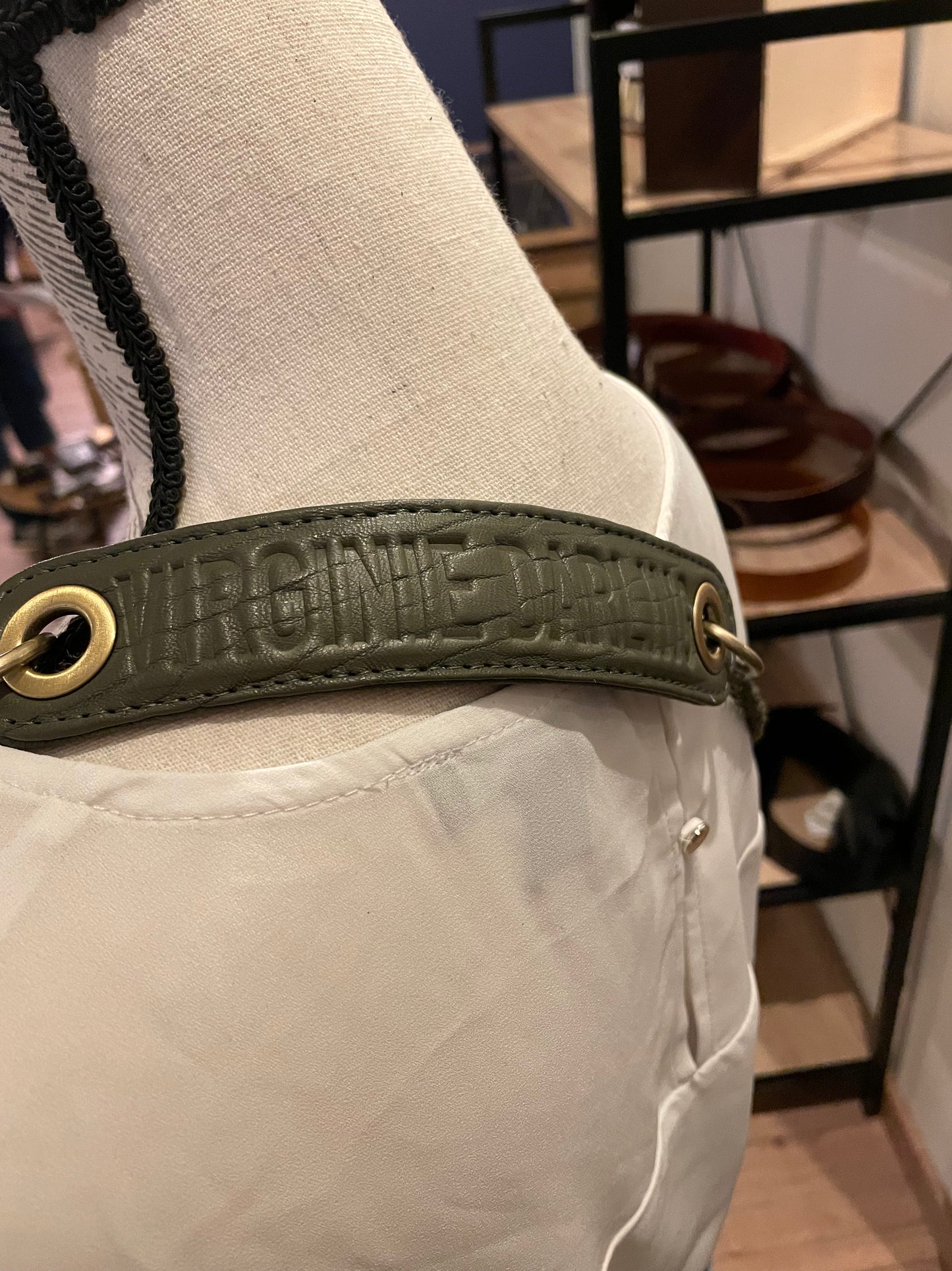 Sac Make-Me-Up Medium Green Shark - VIRGINIE DARLING