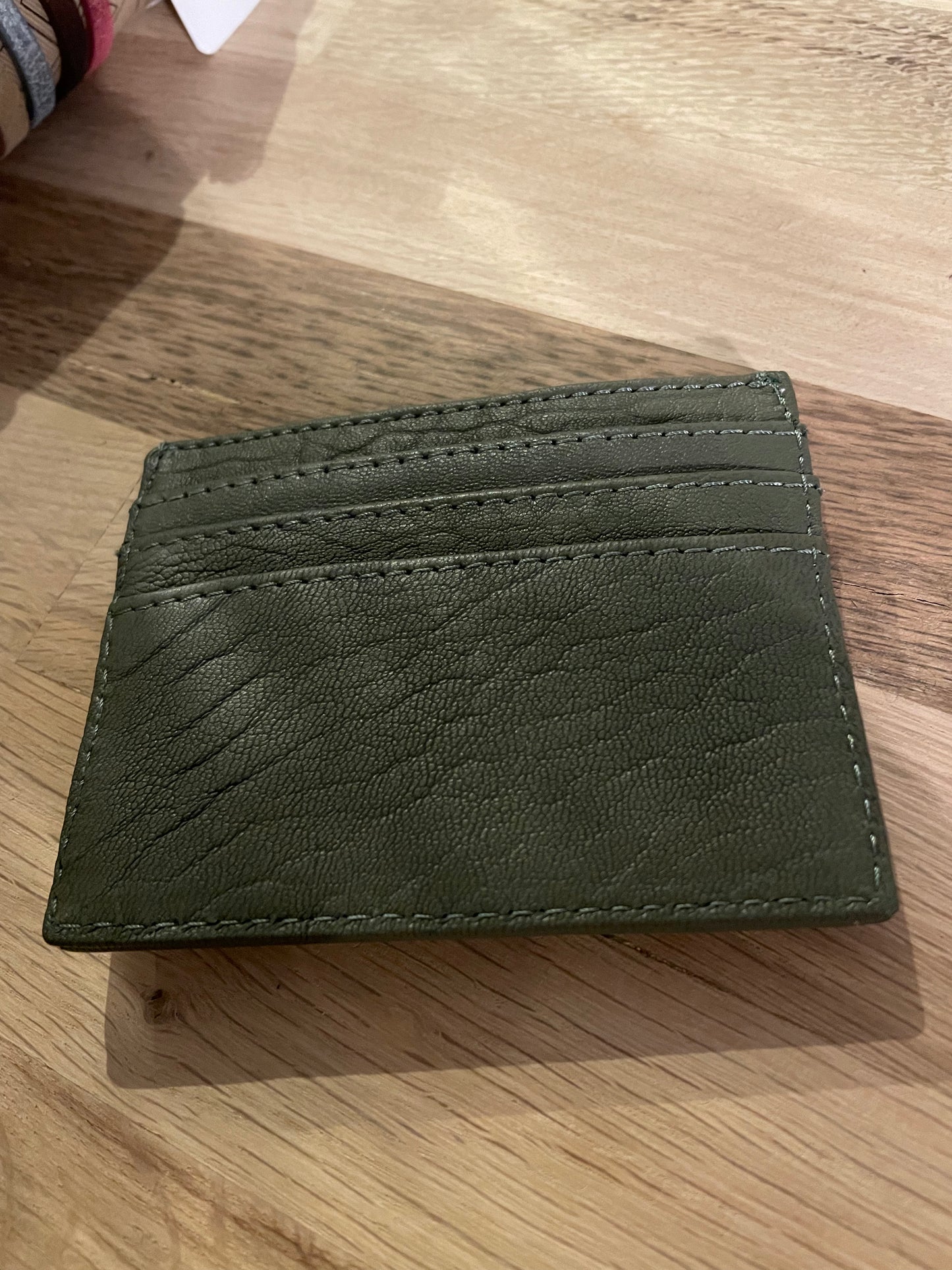 Porte cartes Rock Green Shark - Virginie Darling