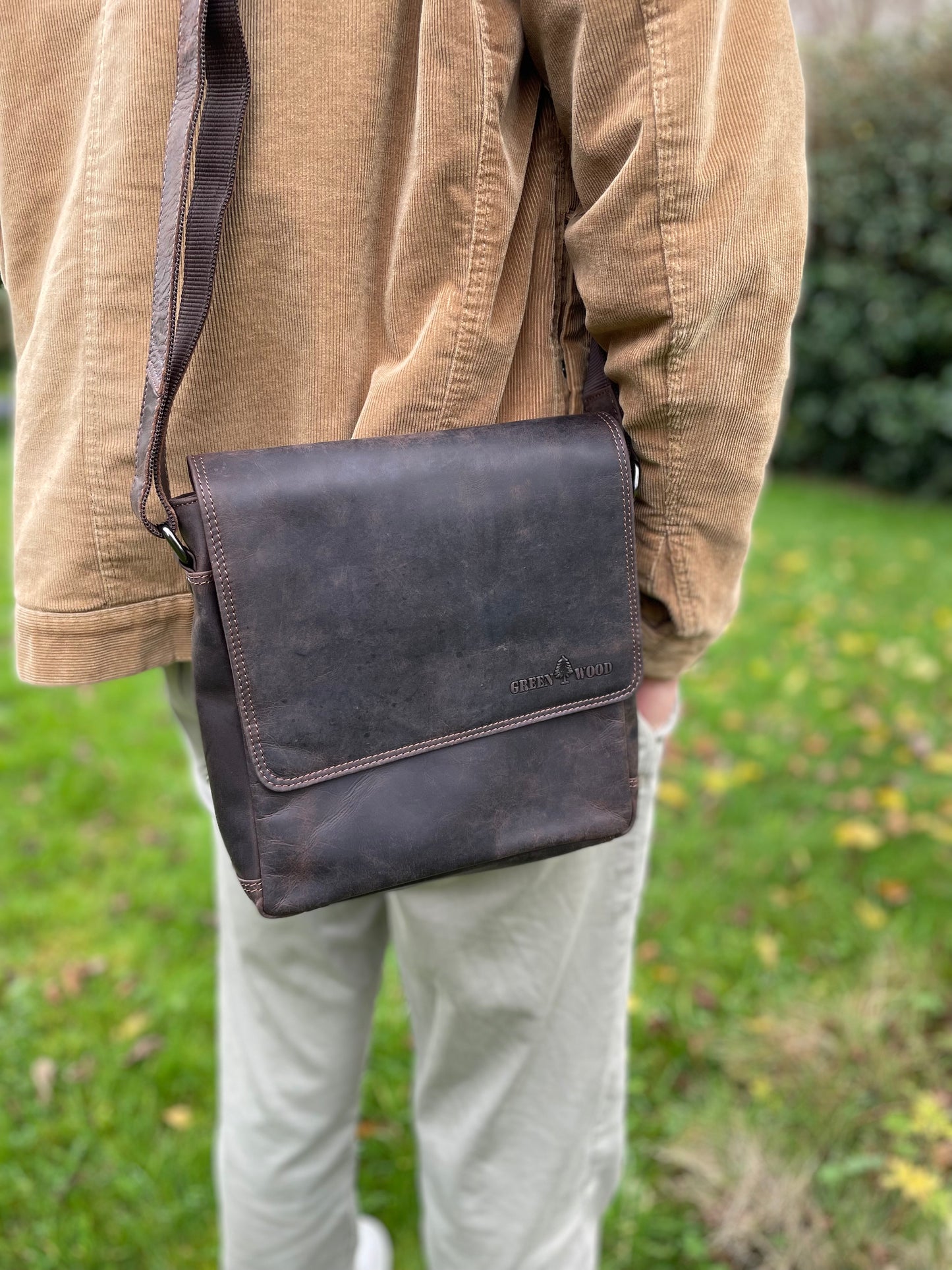 Sac messager/ Sacoche bandoulière en cuir au look vintage coloris brun / Greenwood