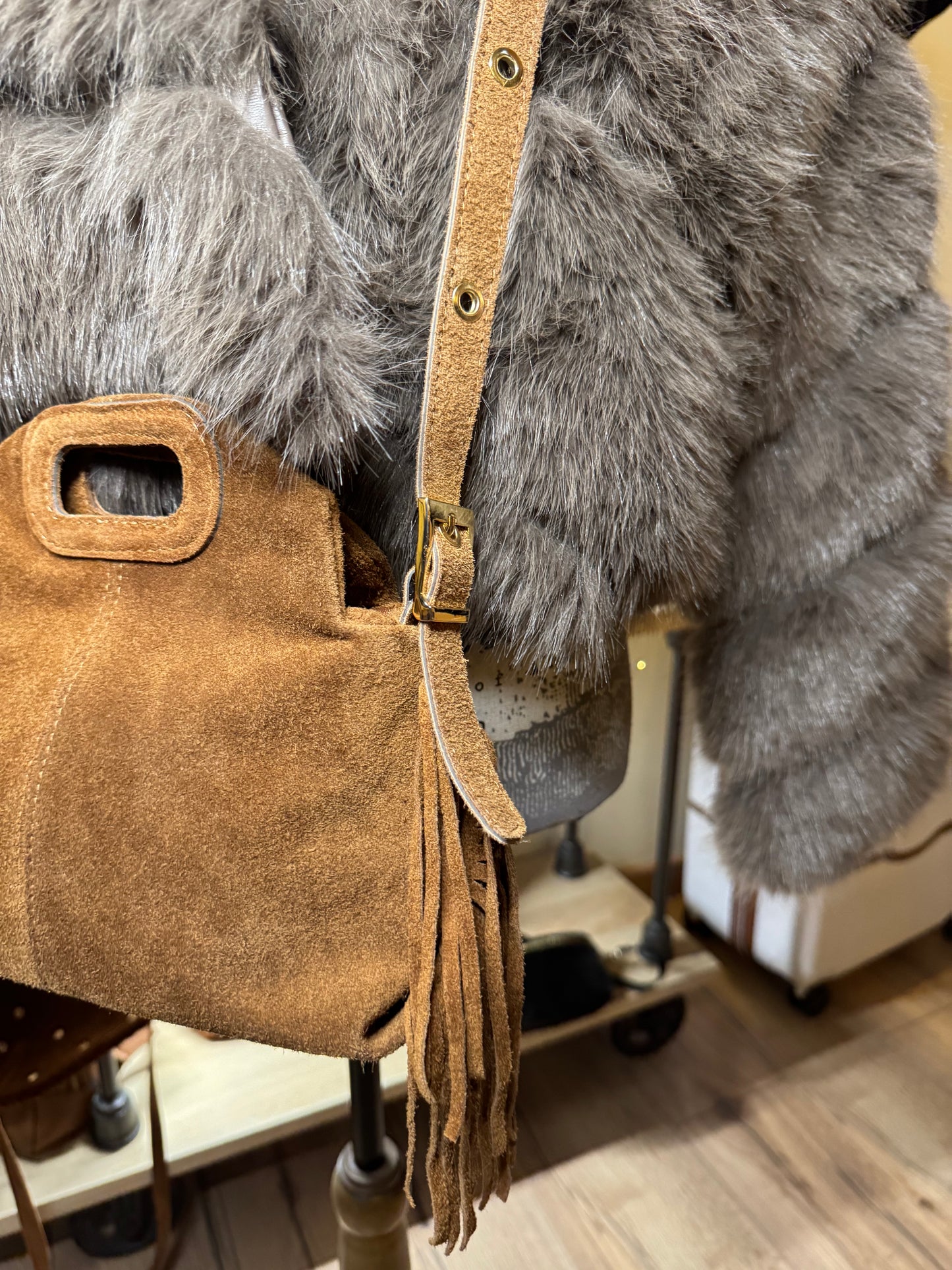 Sac Manon en daim et franges coloris cognac