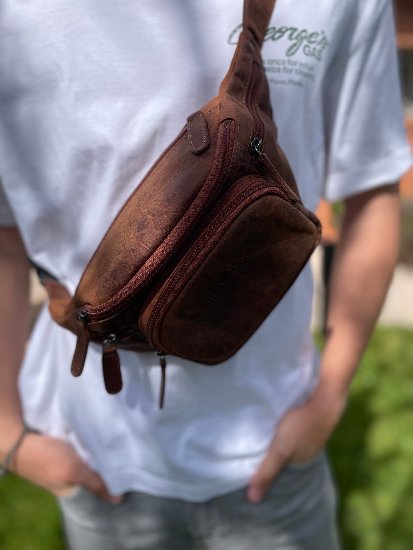 Sac banane Julien en cuir au look vintage marron/rouge (mixte)