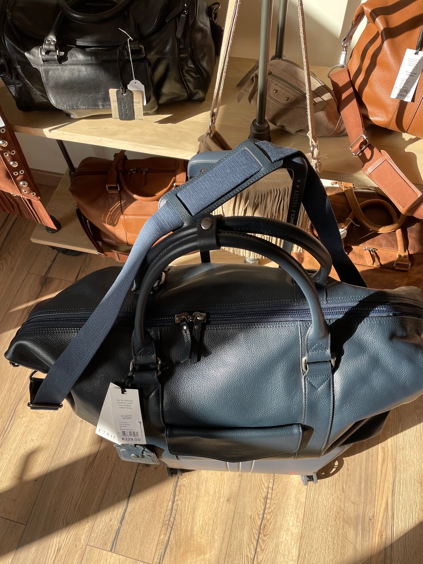 Sac de voyage Flandres en cuir marine - Étrier