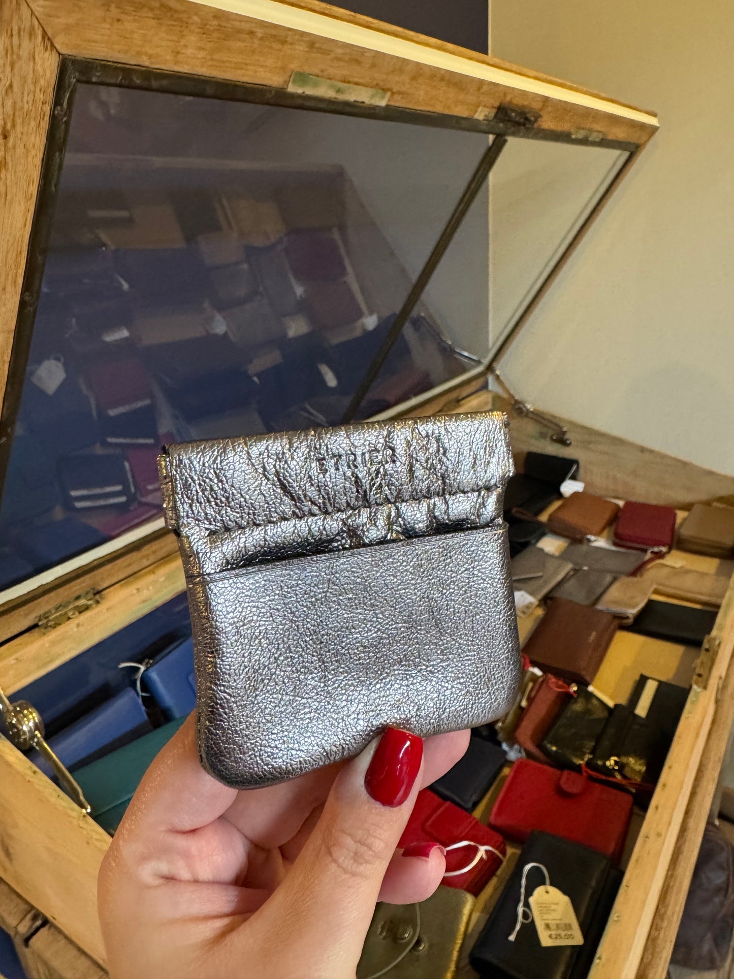Petit Porte monnaie argenté - étincelle irisée - Étrier