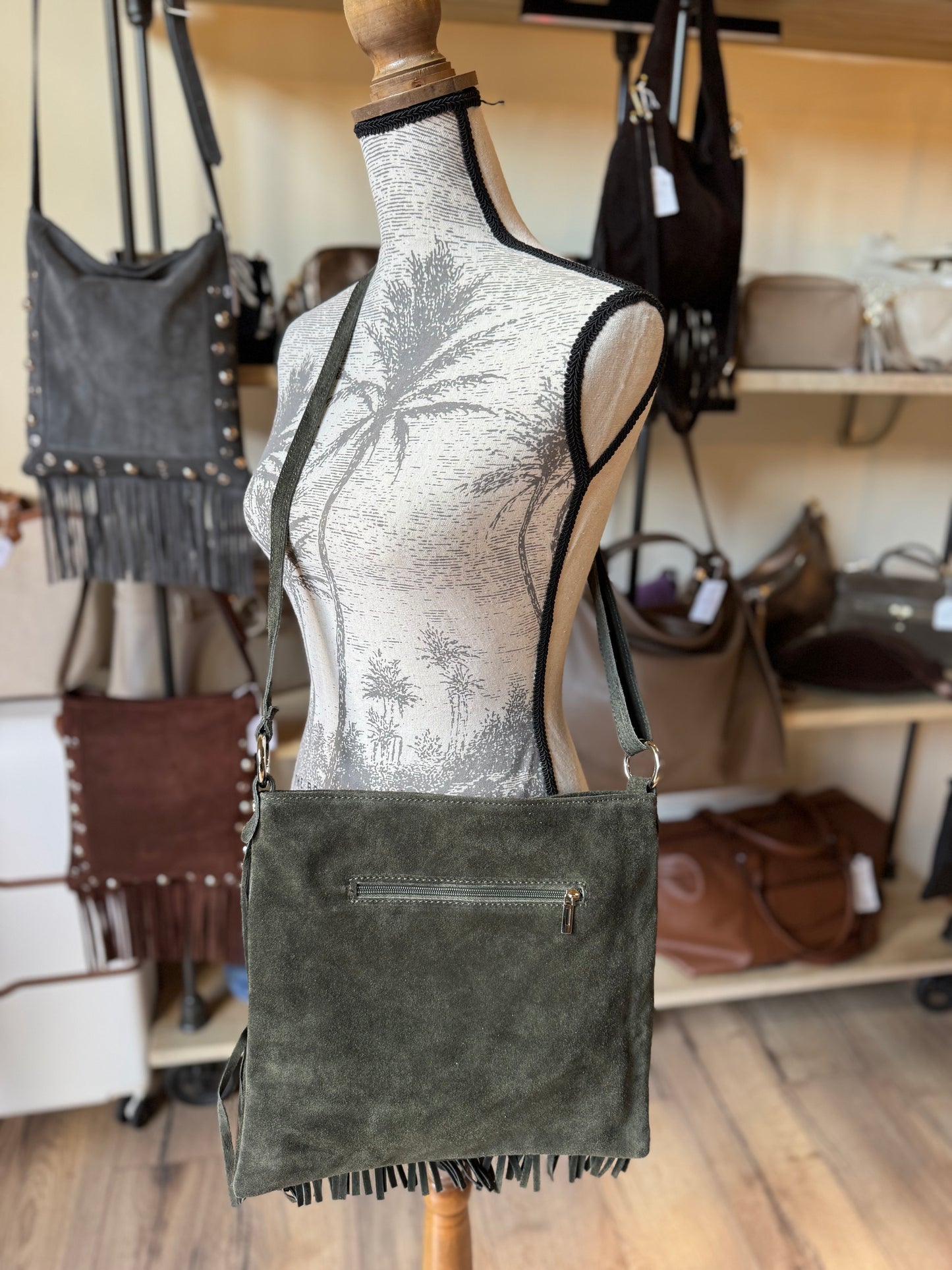 Sac Emma en daim et franges coloris kaki