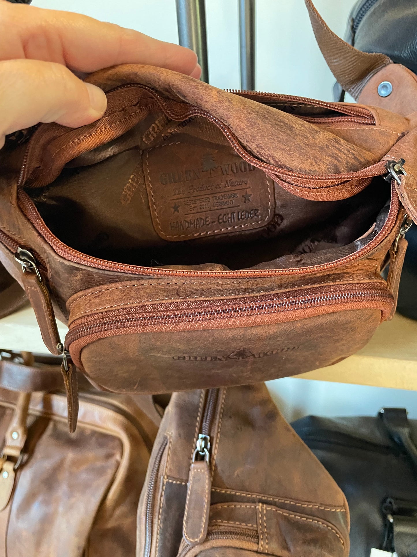 Sac banane Julien en cuir au look vintage marron/rouge (mixte)