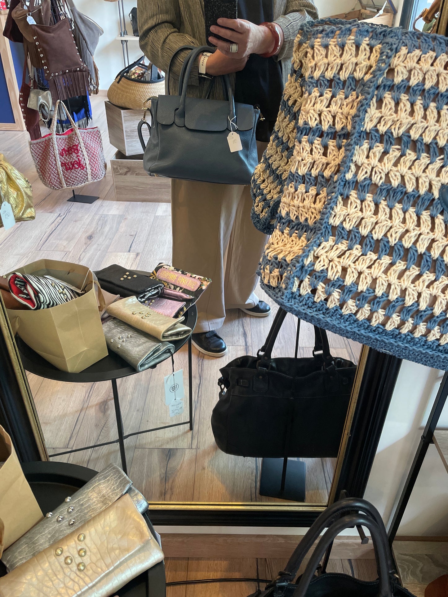 Sac à main en cuir grainé bleu jean