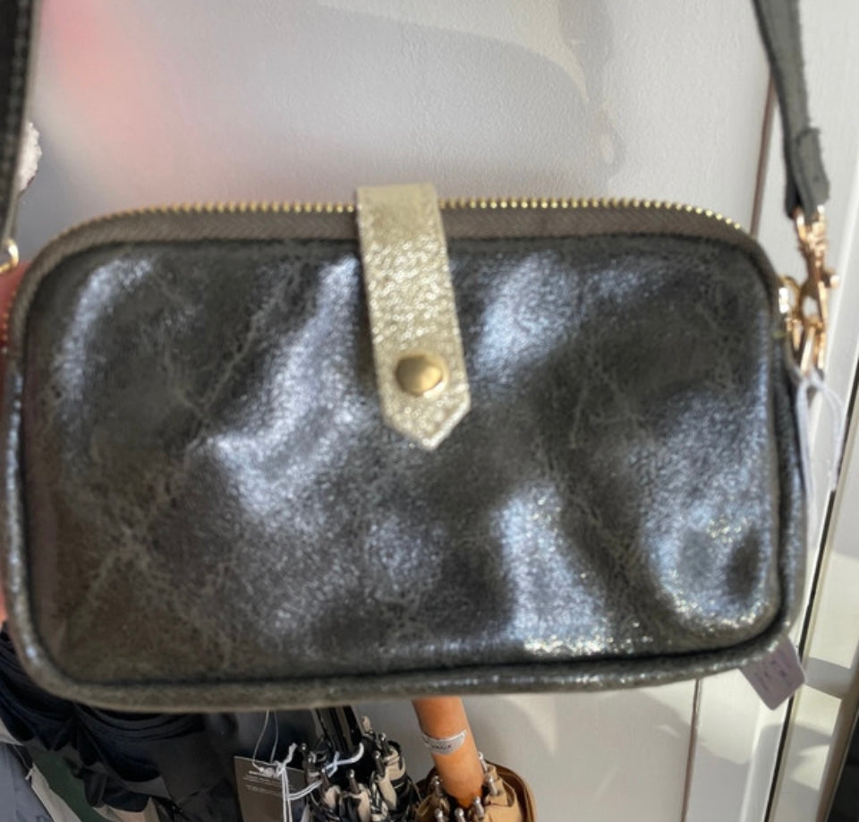 Porte téléphone micro sac en cuir kaki et or