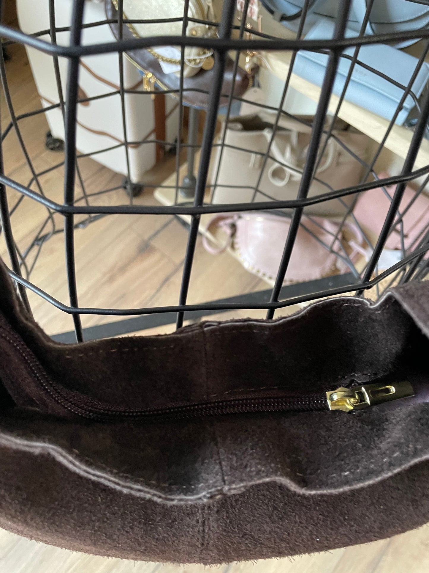 Sac Giulia en cuir suédé et franges (coloris brun foncé)
