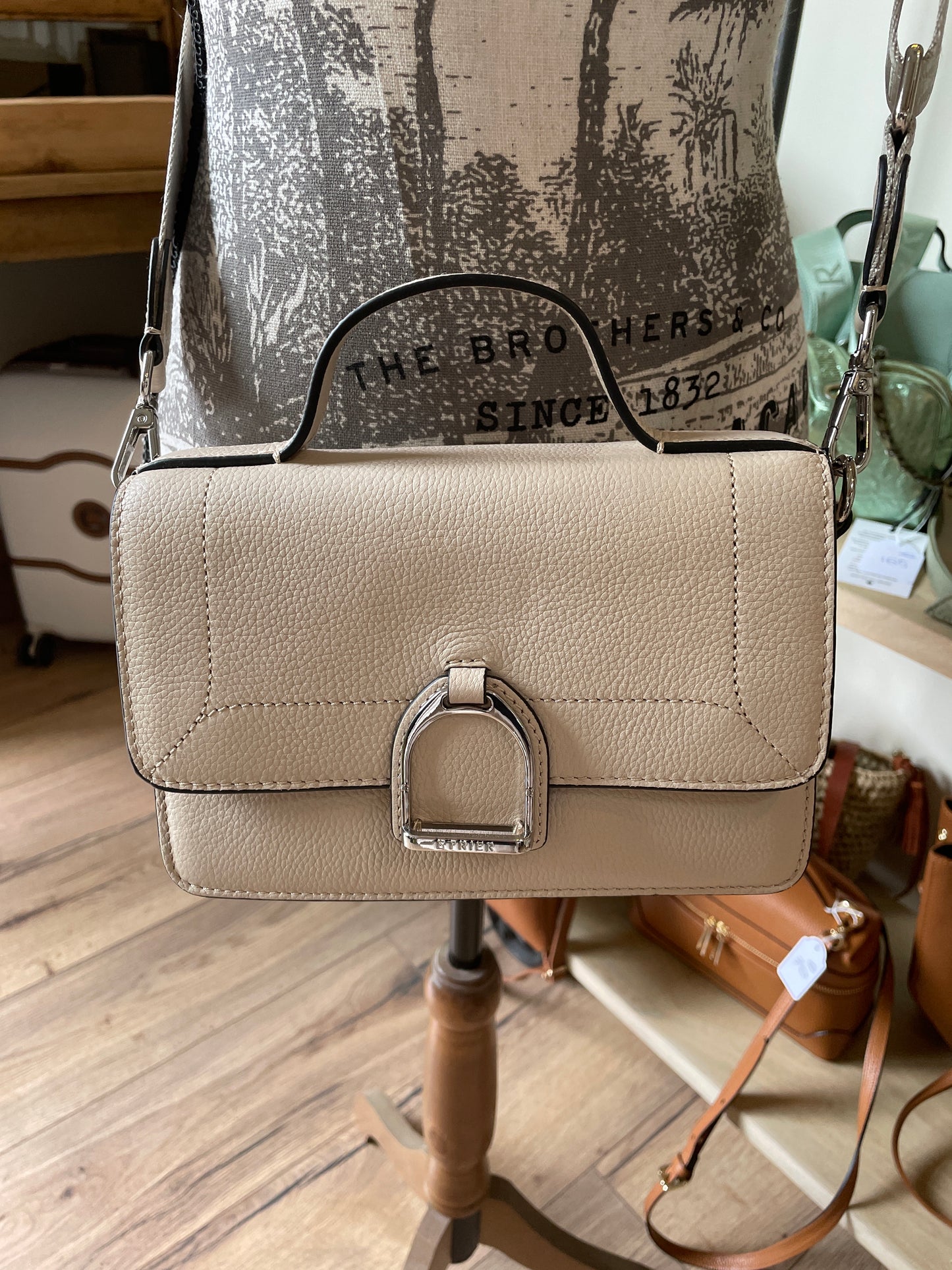 Sac bandoulière en cuir ALTESSE coloris Craie - Étrier