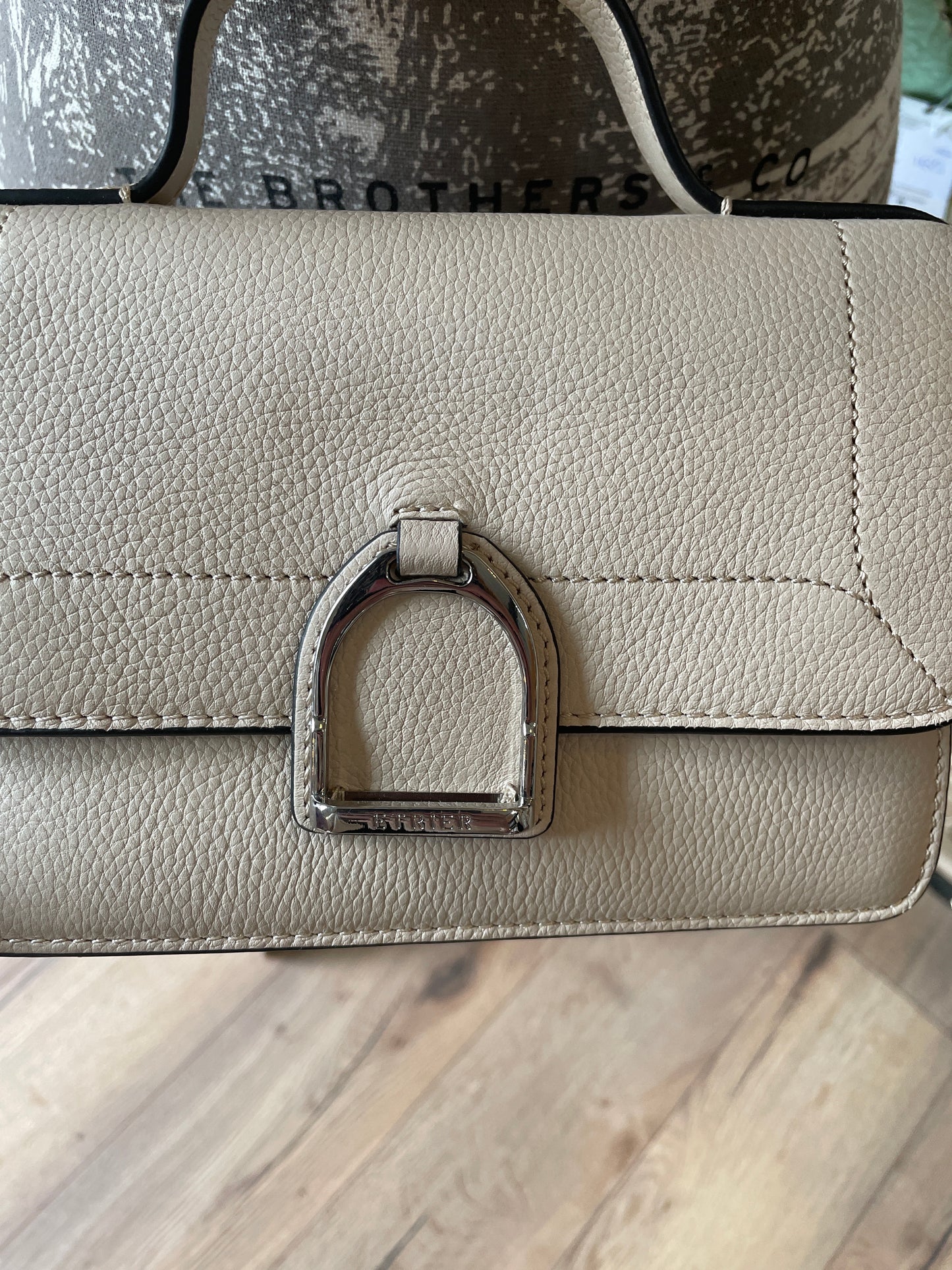 Sac bandoulière en cuir ALTESSE coloris Craie - Étrier