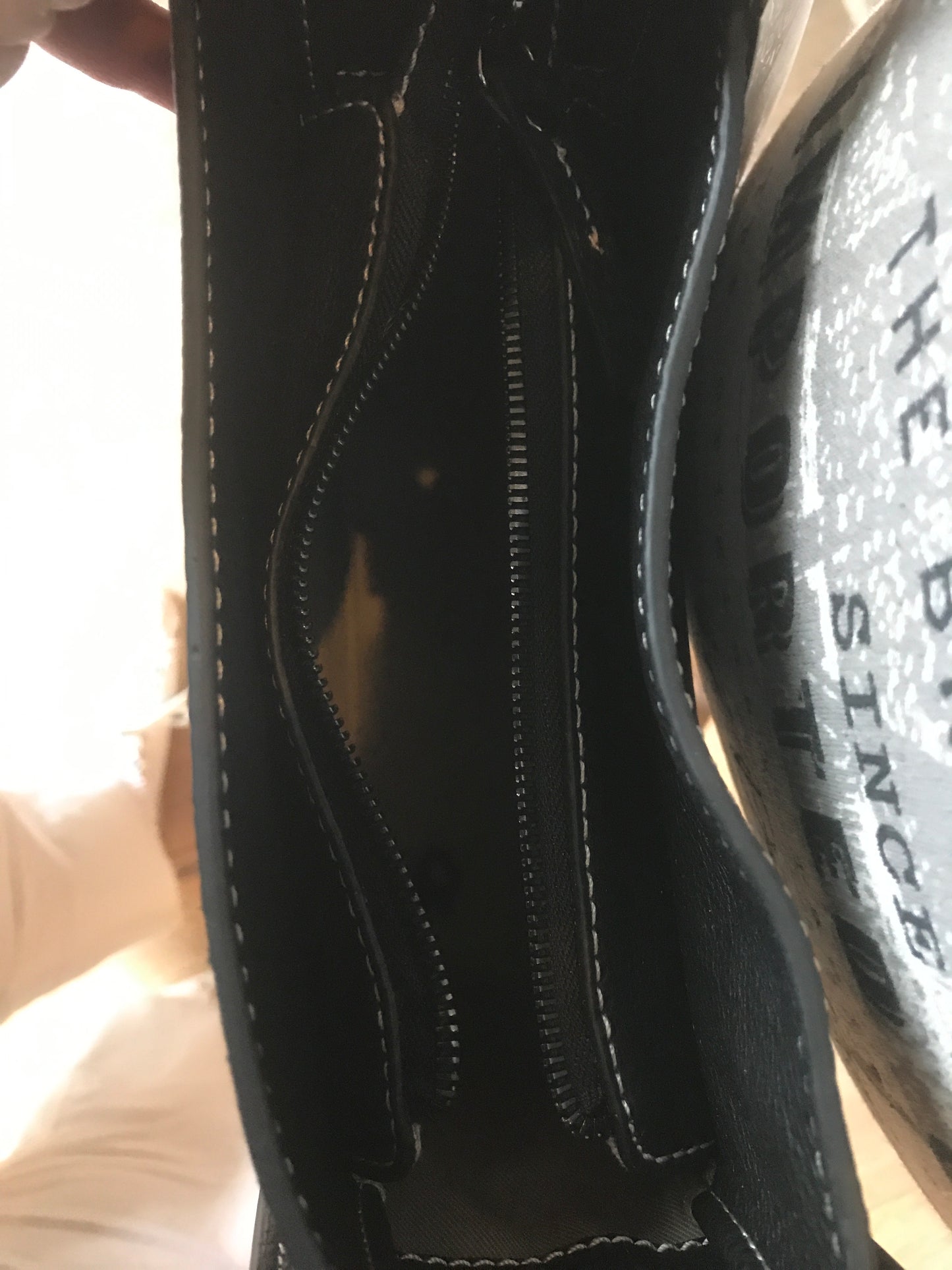 Sac bandoulière ligne Foudre Noir (Étrier)