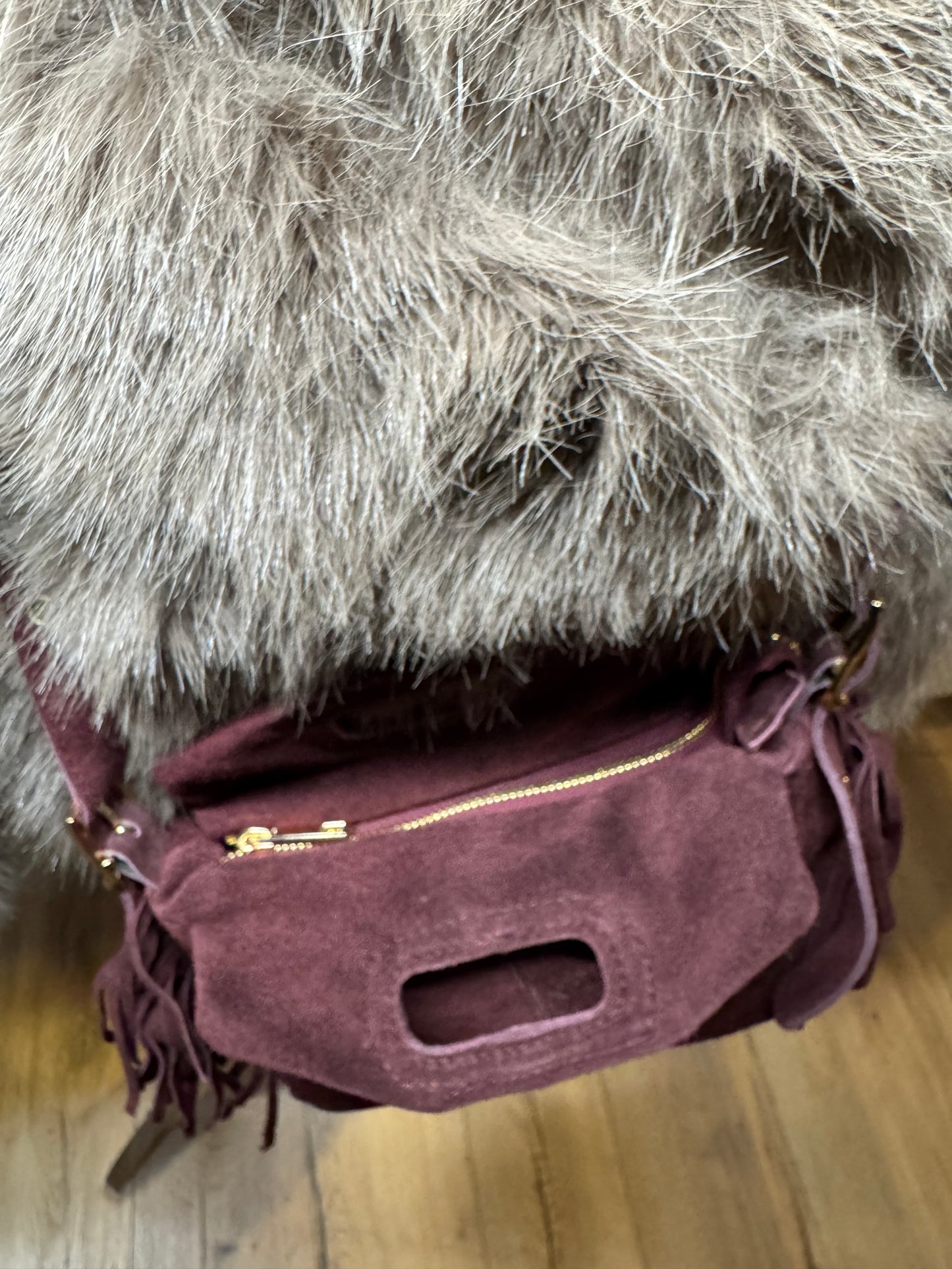 Sac Manon en daim et franges coloris bordeaux