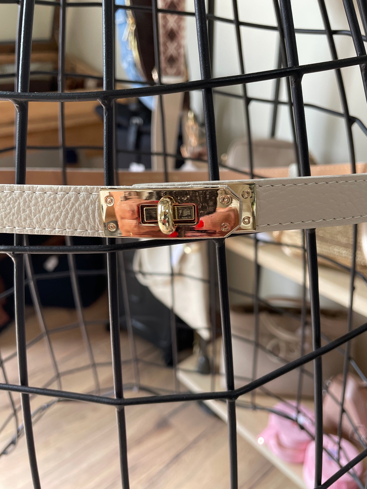 Ceinture Hanna en cuir coloris beige clair (écru)