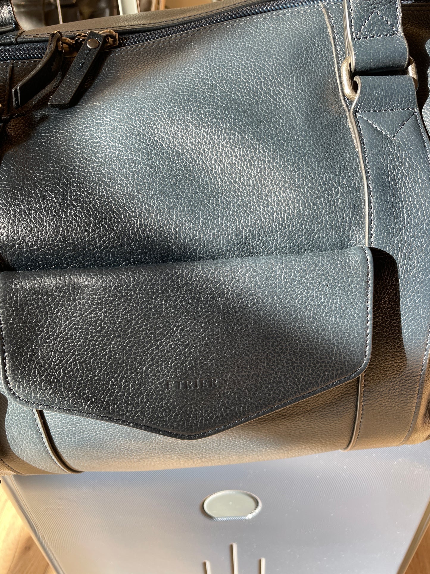 Sac de voyage Flandres en cuir marine - Étrier