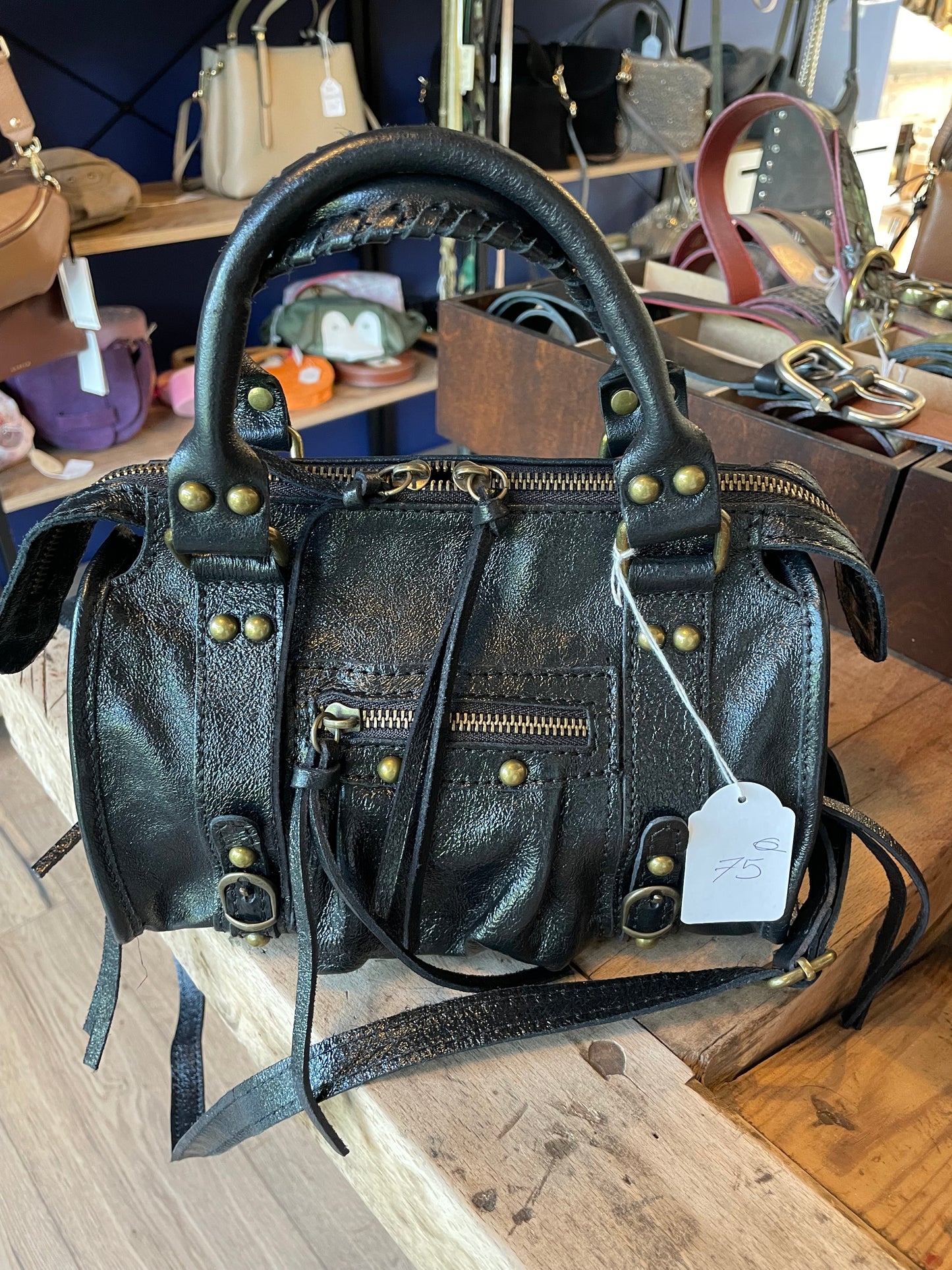 Sac Amandine mini en cuir noir irisé