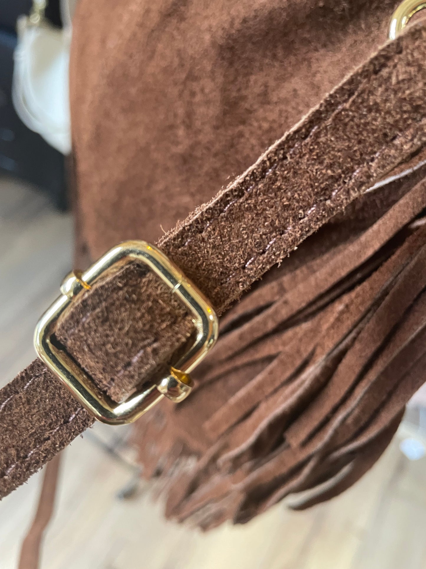 Sac Giulia en cuir suédé chocolat avec franges