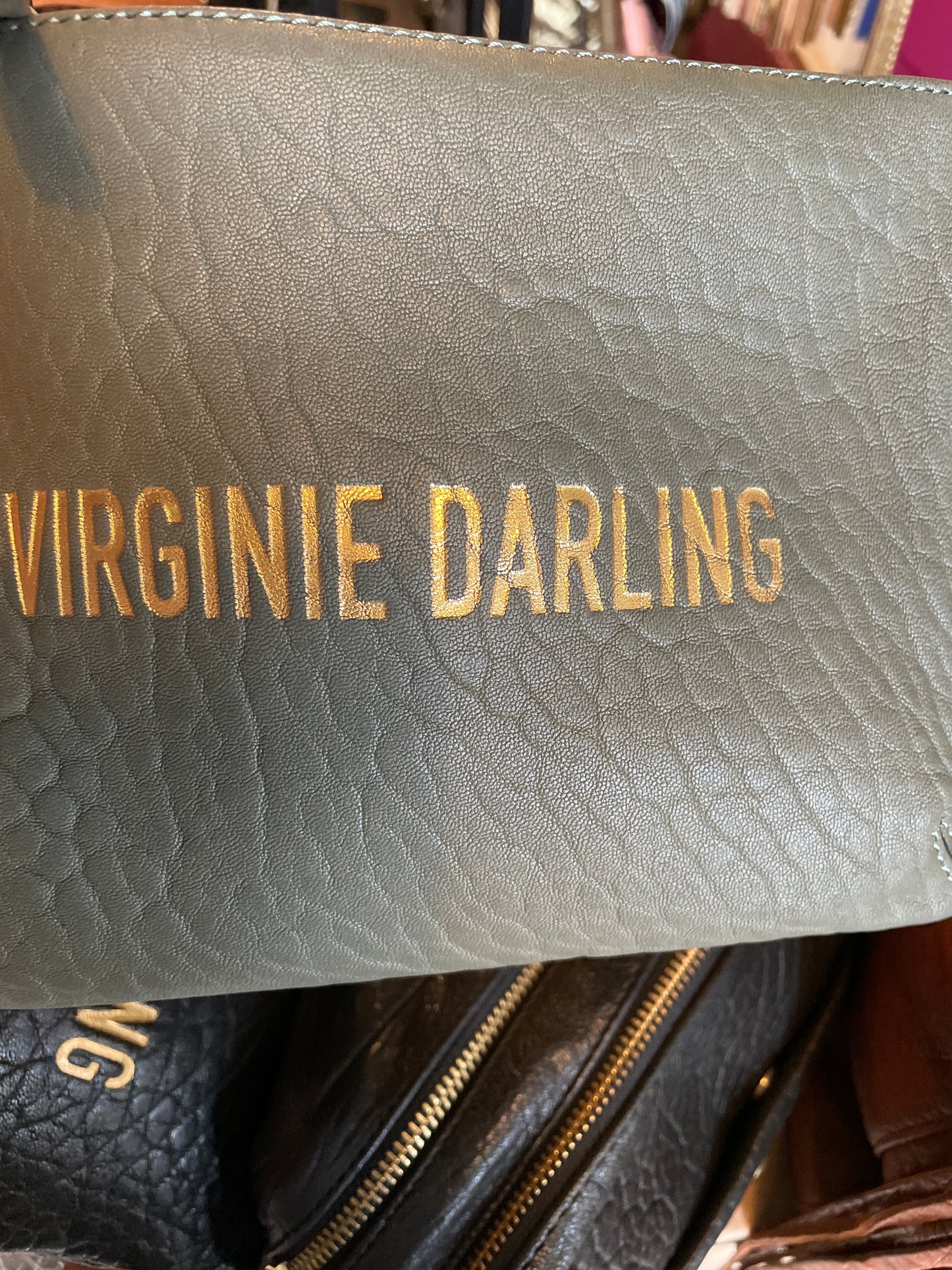 Pochette Darling Small - Green Shark - Embossage Or